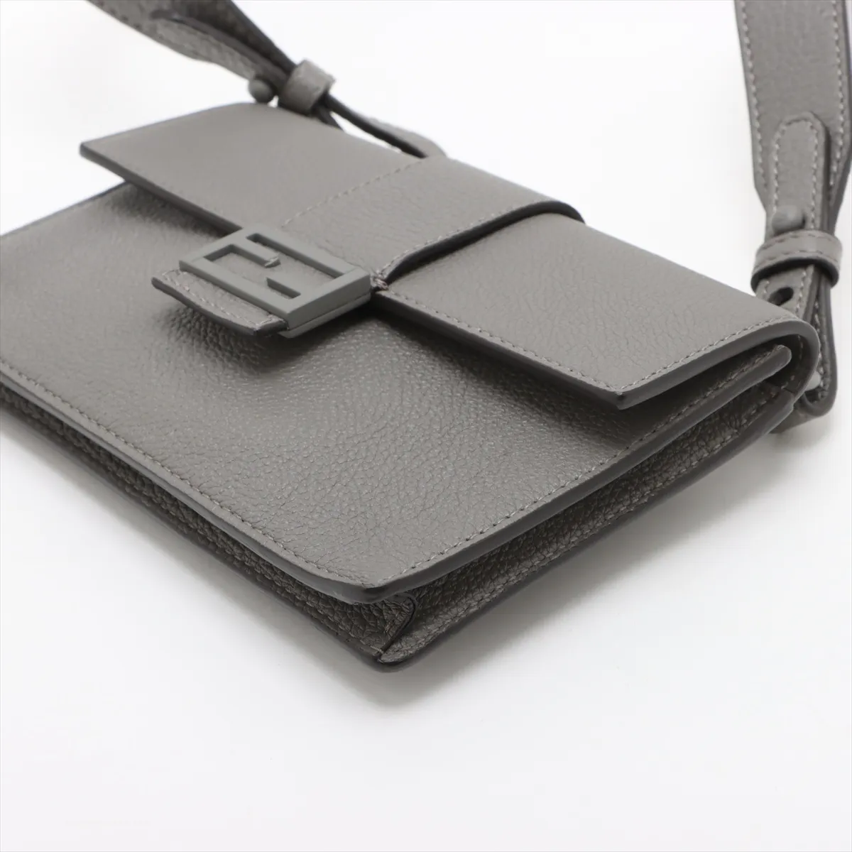 Mamma Bucket Leather Shoulder Bag Gray 7M0295 — view 3