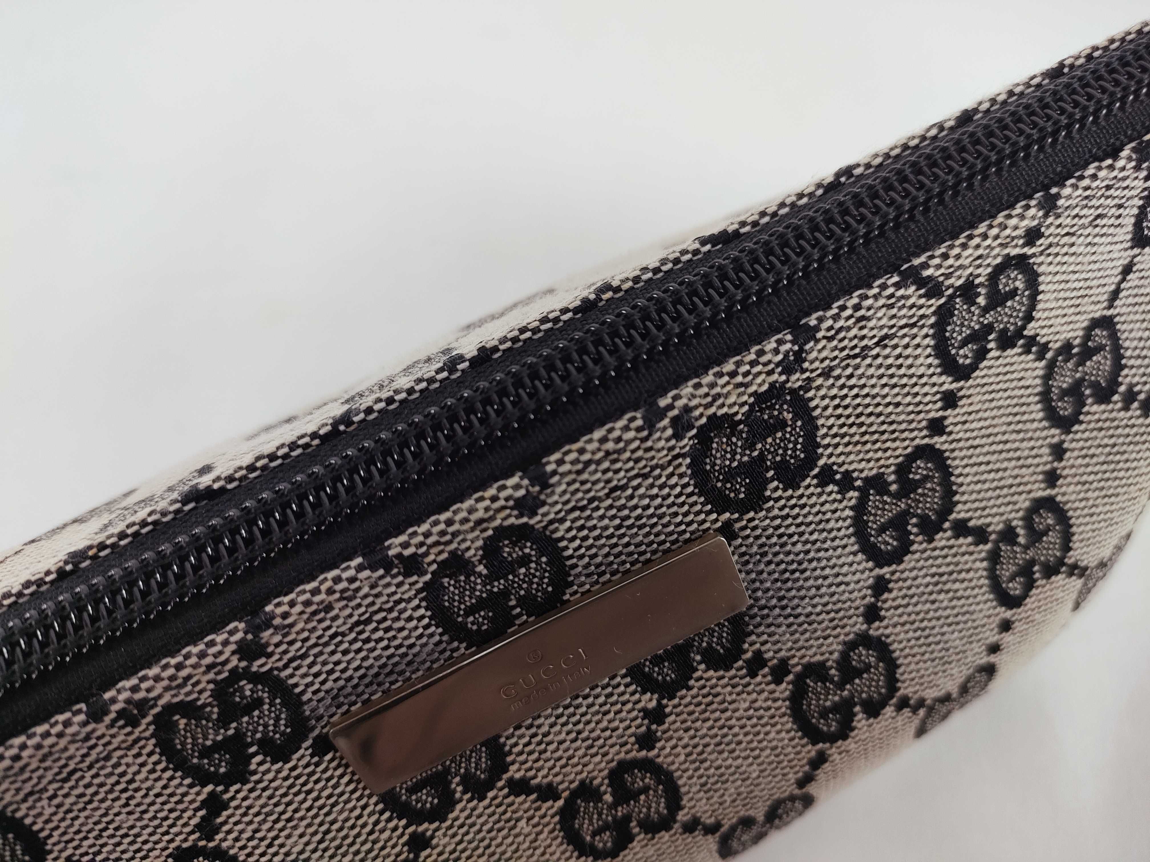 GG Canvas Gucci GG Canvas Accessories Pouch — view 10
