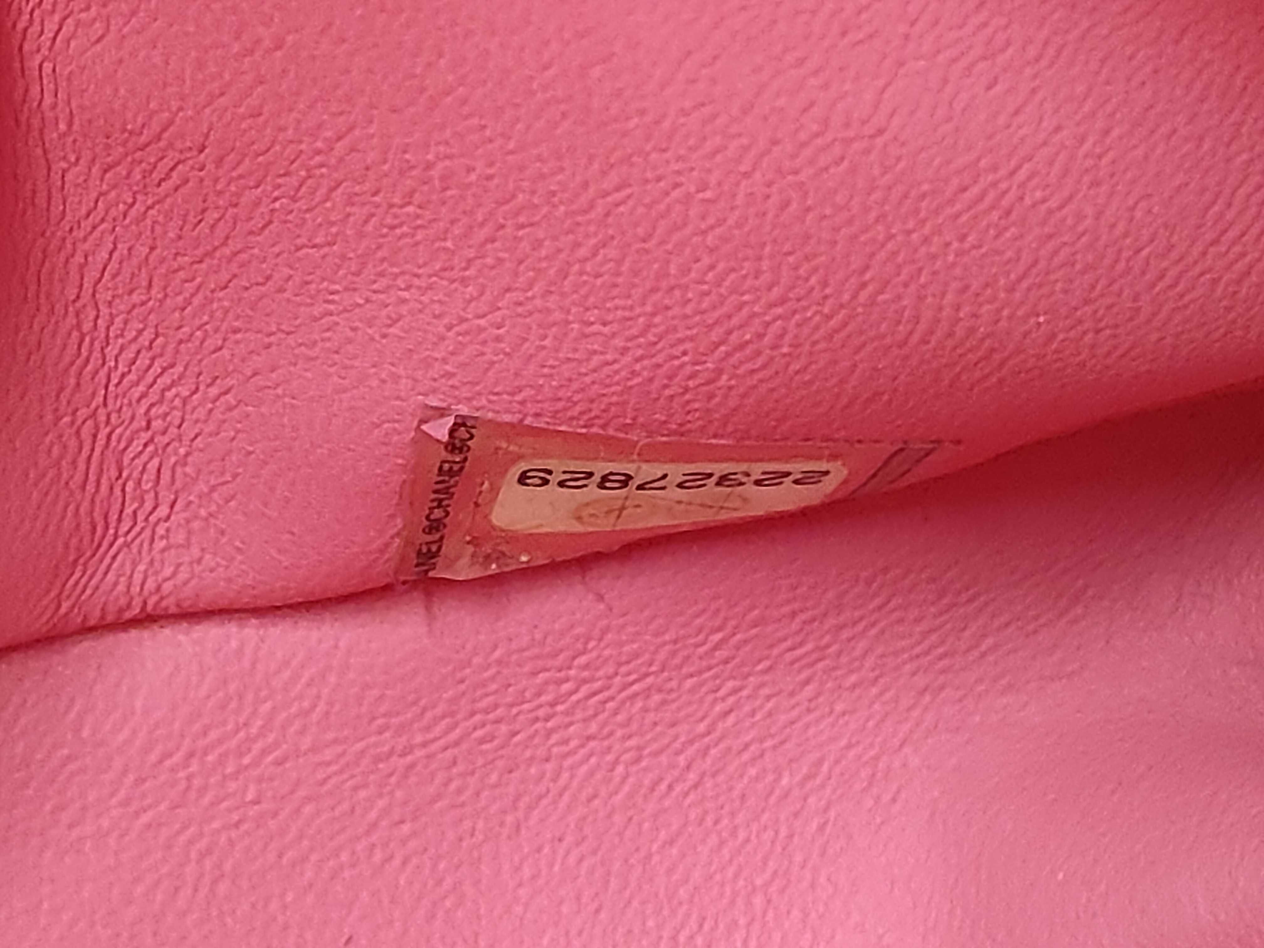 Tweed 25 Shoulder Bag — view 10