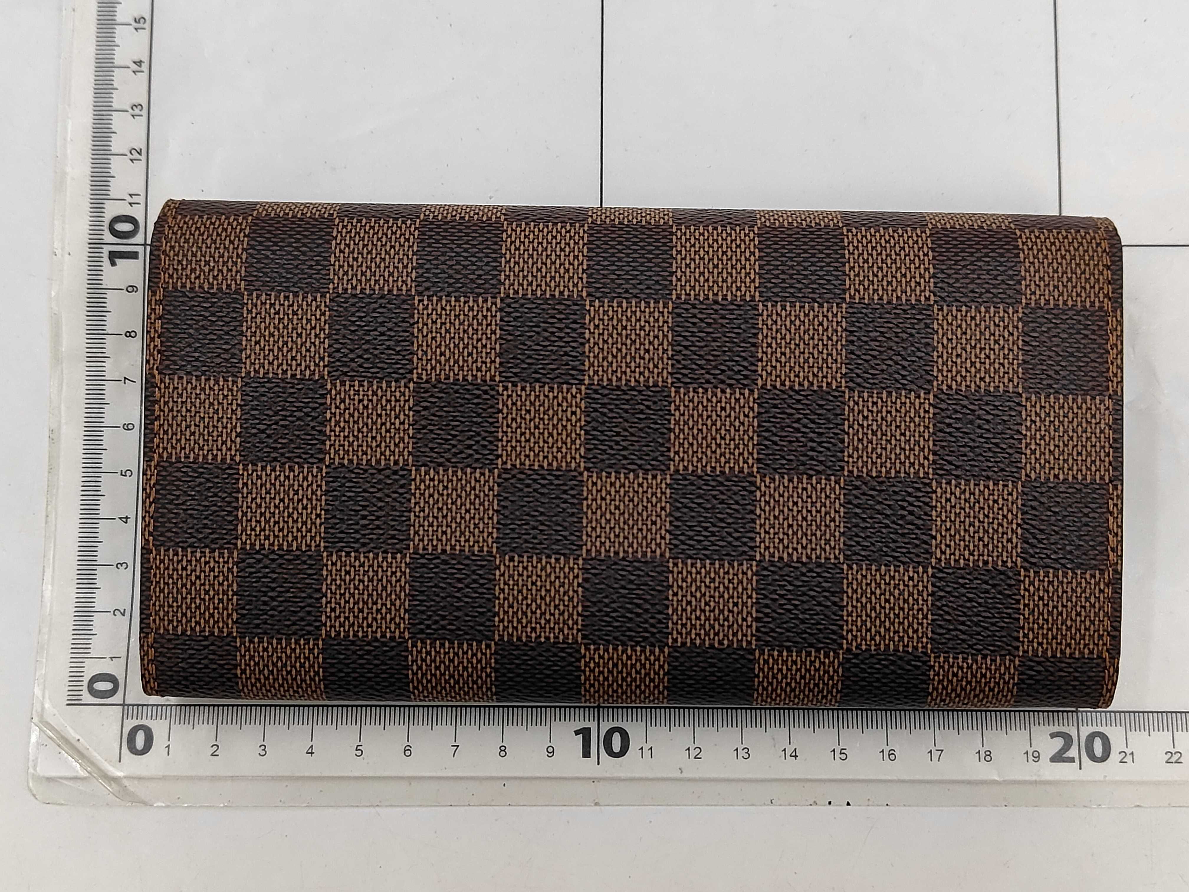 Damier Louis Vuitton Damier Portefeuille Sarah CA1152 Wallet — view 2