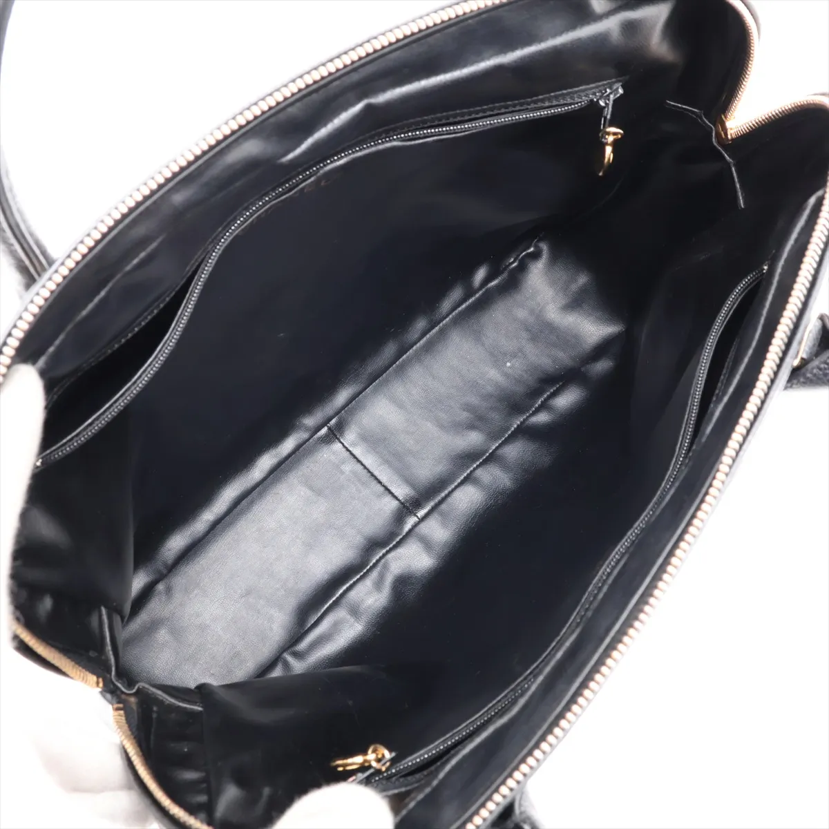 V-stitch caviar leather 2-way handbag, black with gold hardware. — view 8