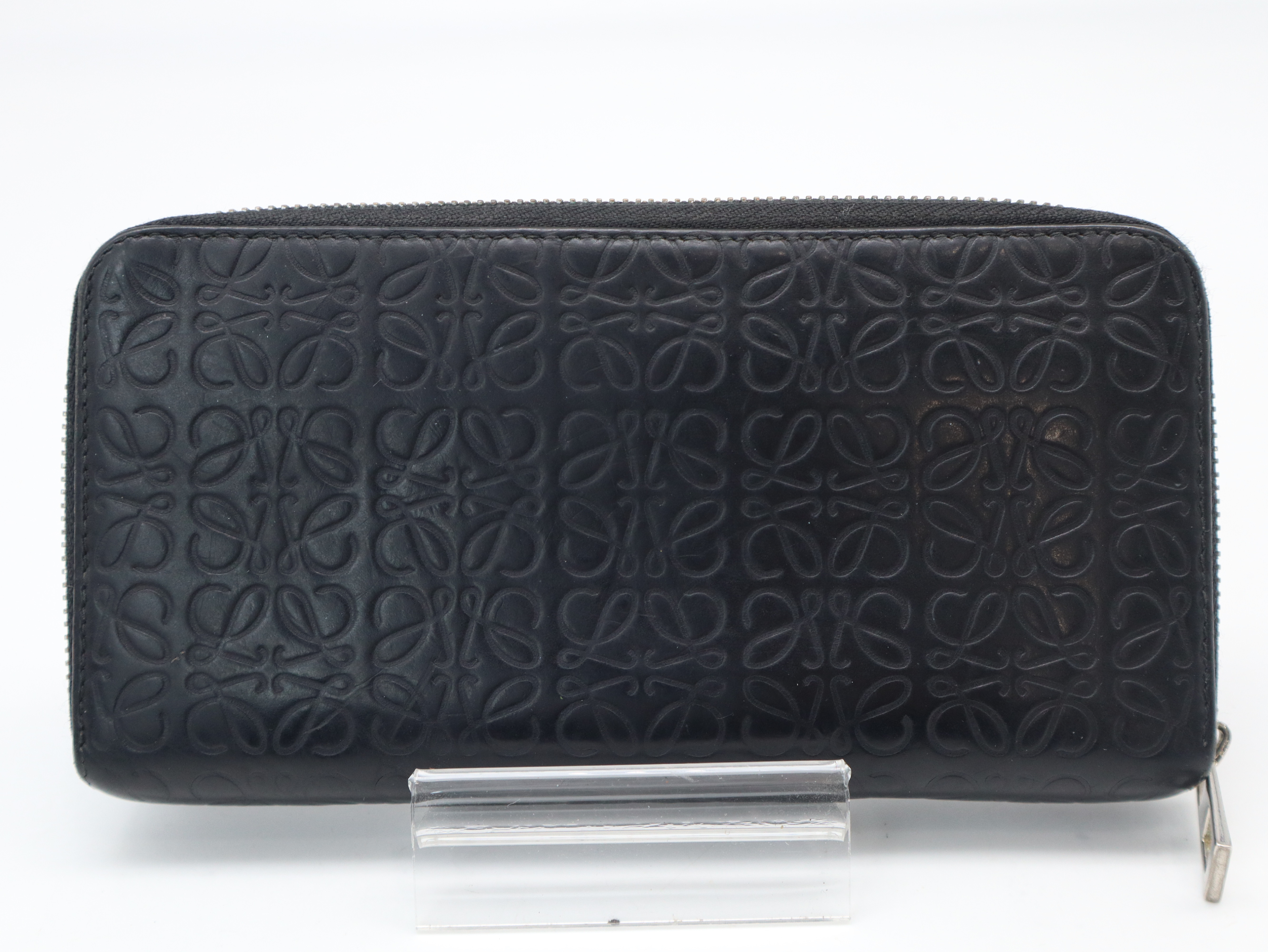 Repeat Anagram Round Zipper Leather Black Wallet — view 2