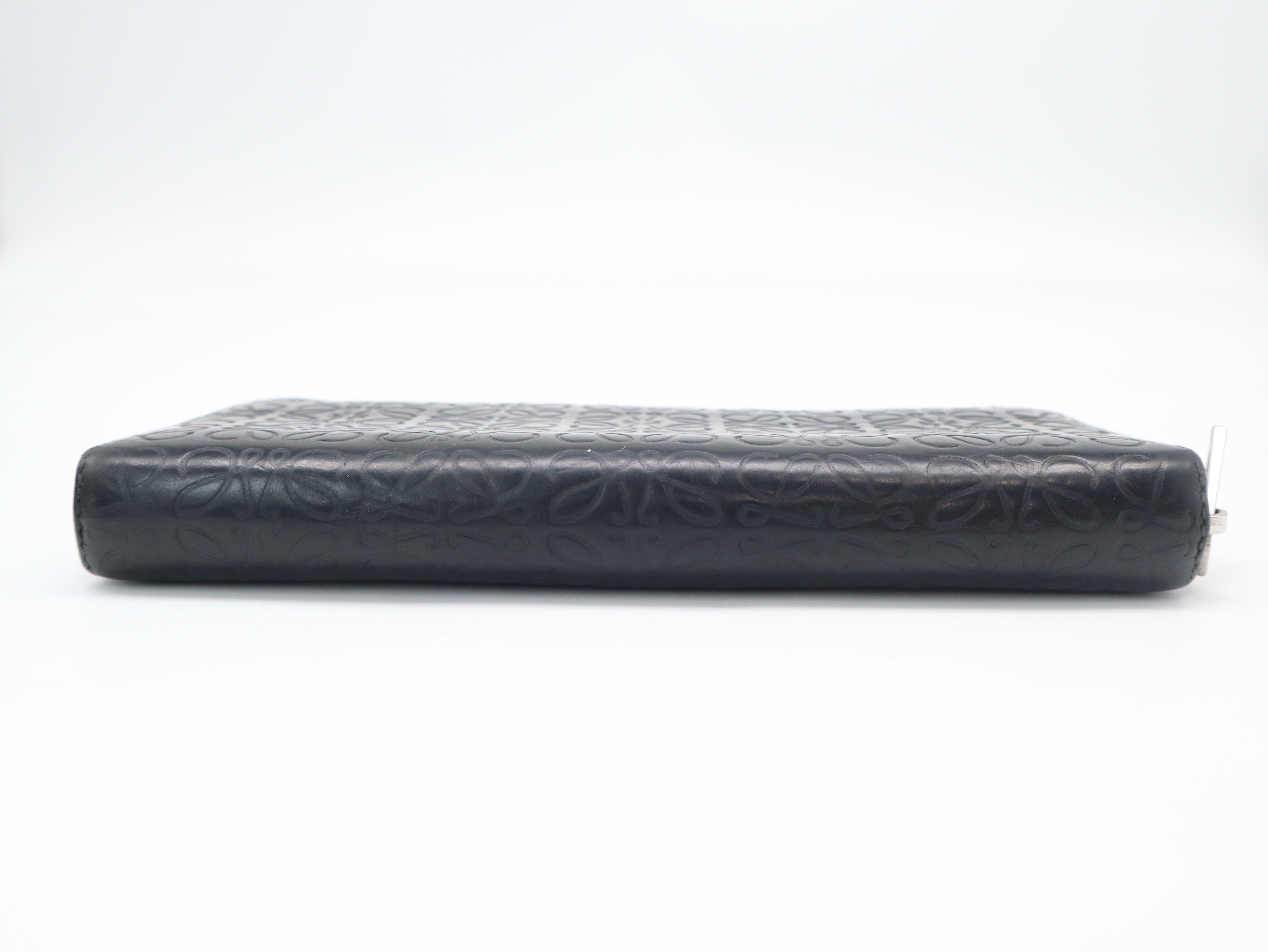 Repeat Anagram Round Zipper Leather Black Wallet — view 4