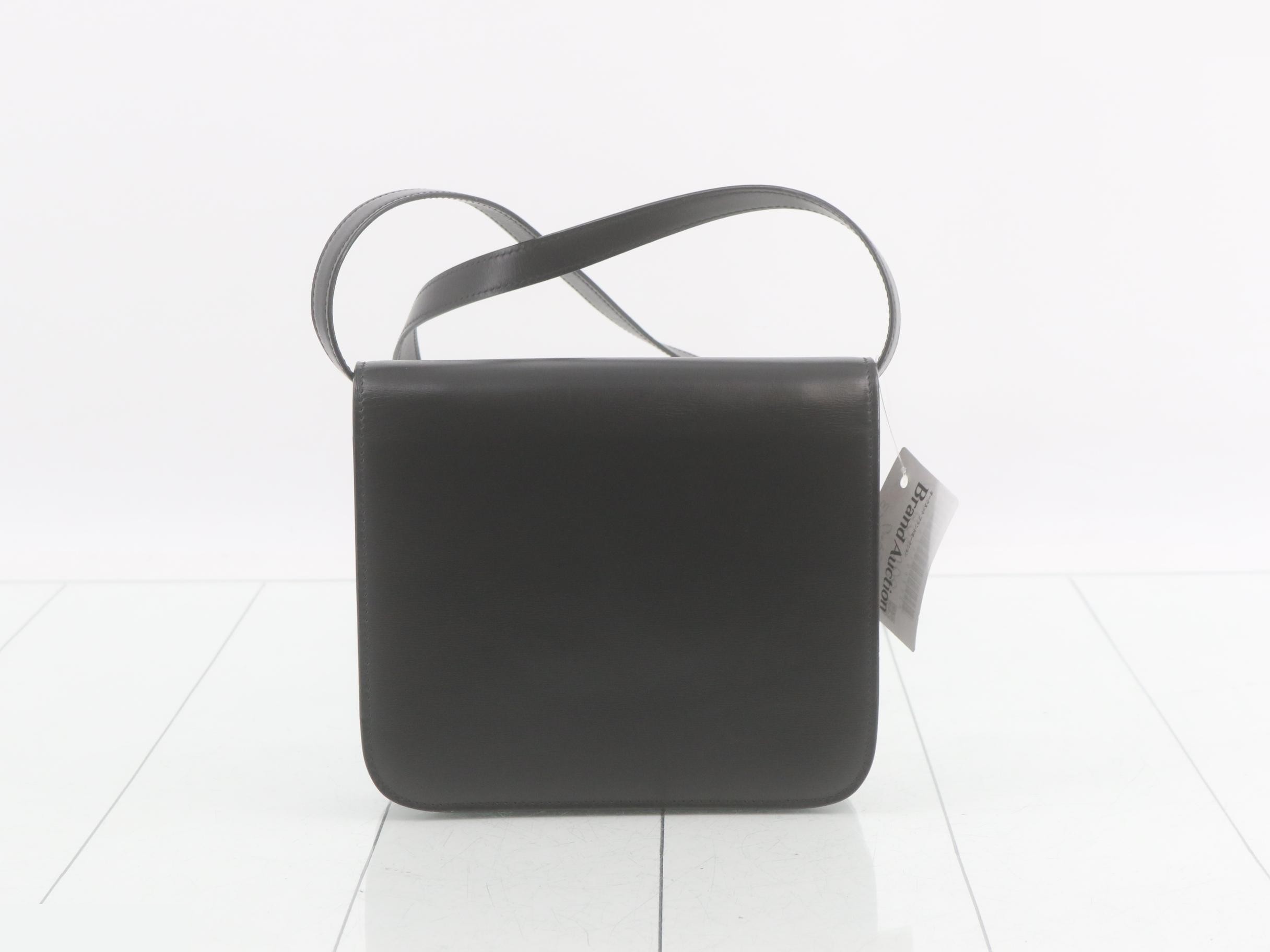Bag/Shoulder Bag - Classic Box - Black — view 2