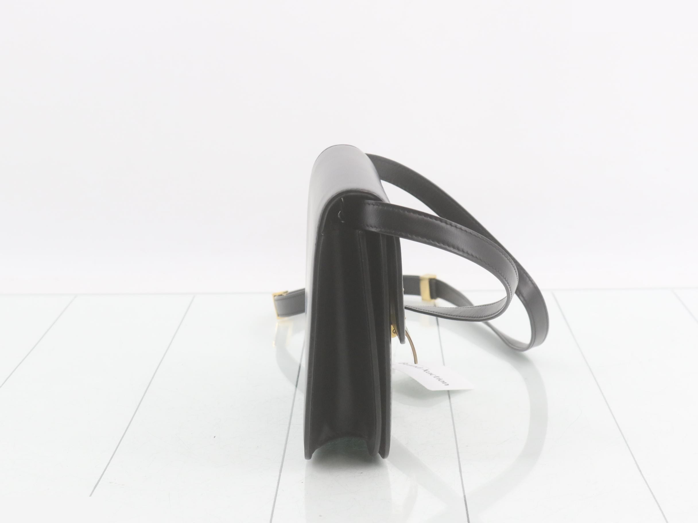 Bag/Shoulder Bag - Classic Box - Black — view 4