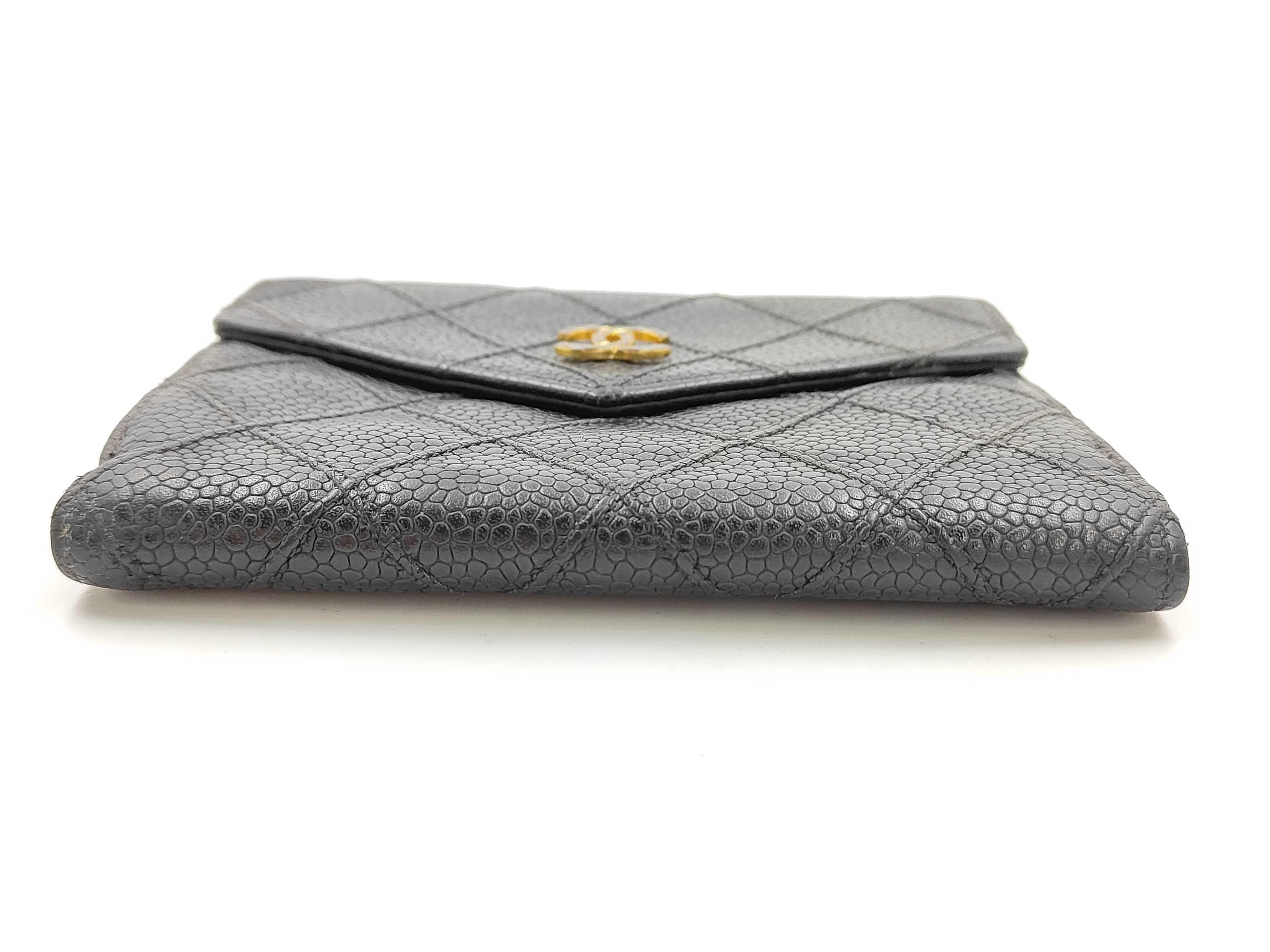 Bicolore Caviar Skin Double Snap Wallet Matelassé Coco Mark Wallet — view 3