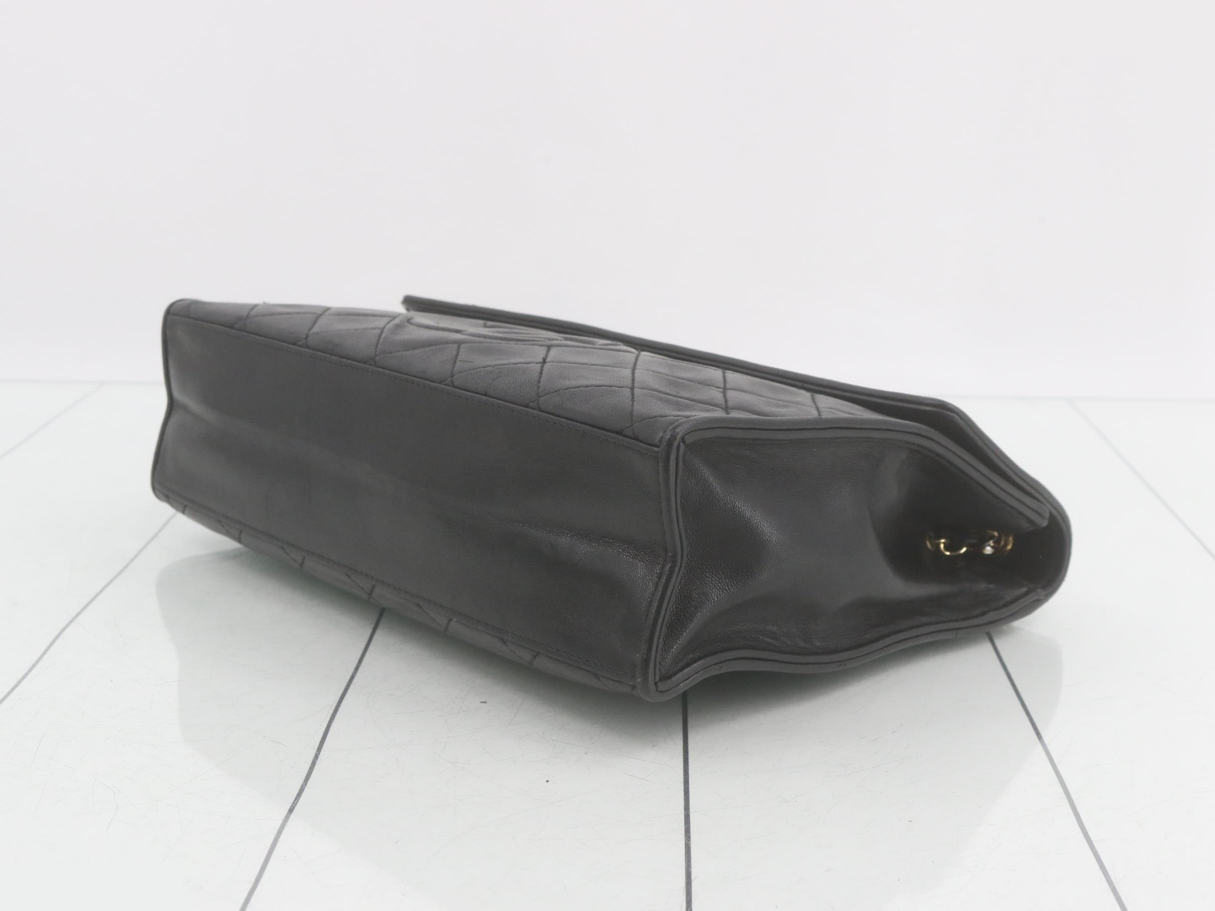 Matelasse shoulder bag — view 6