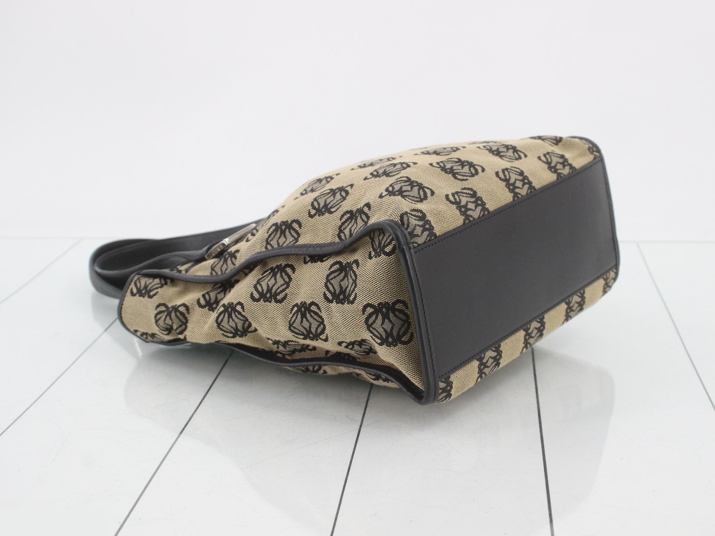 Other lines: Bags & Handbags, Anagram pattern, Beige — view 5