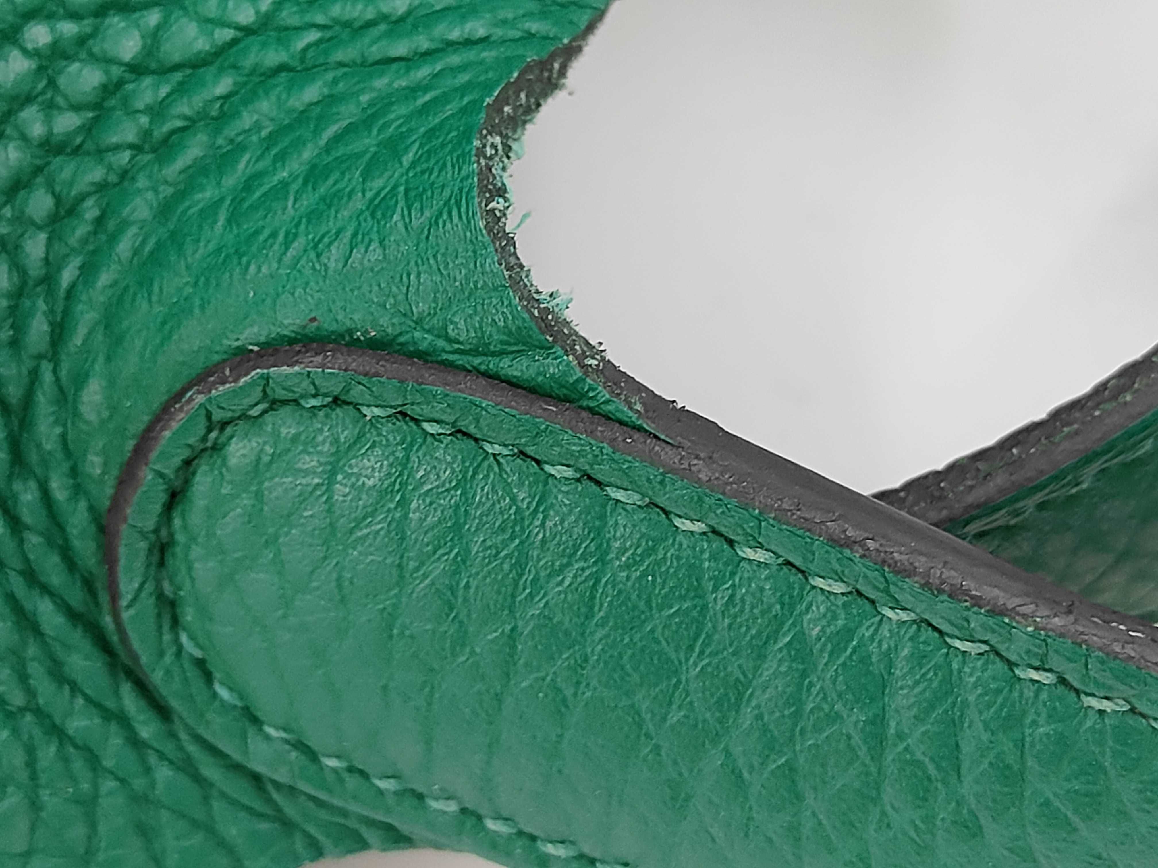 Picotin PM 18 Green Handbag with Gold Hardware (A Stamp) — view 5