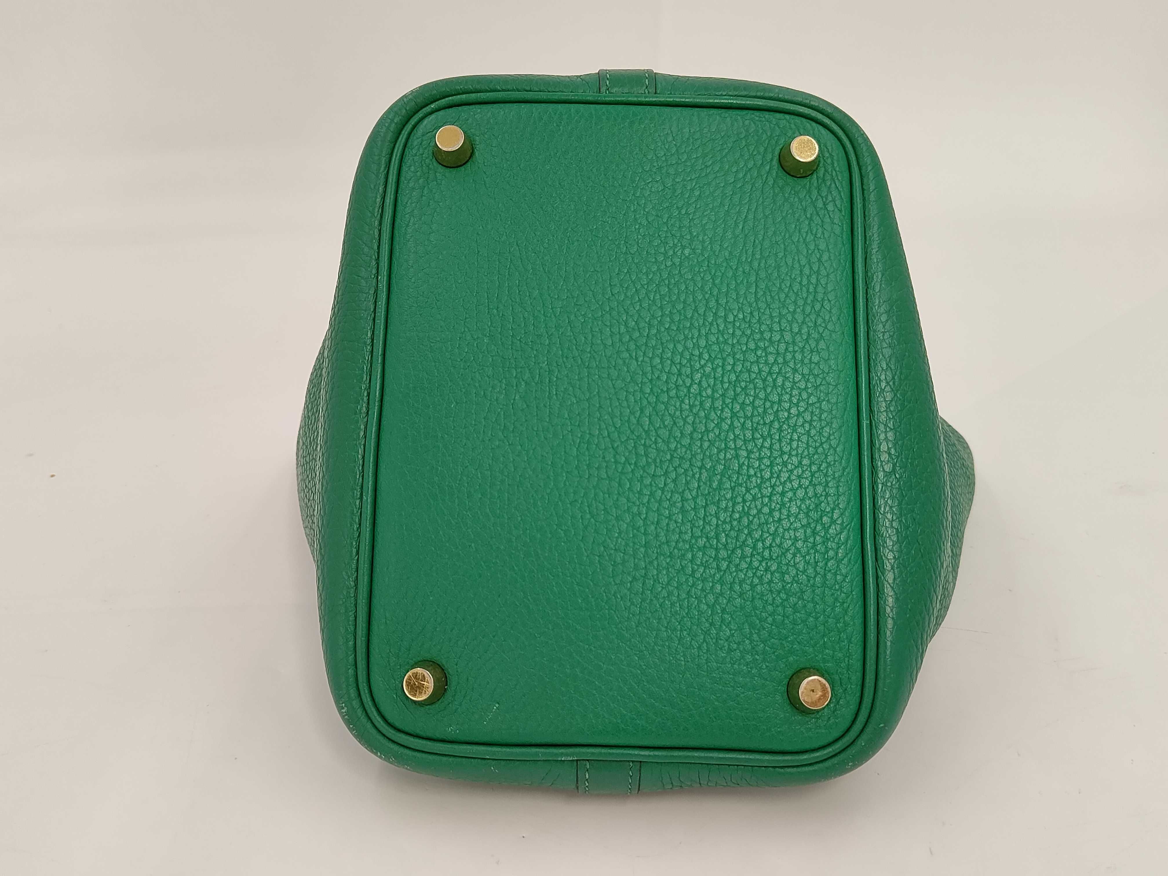 Picotin PM 18 Green Handbag with Gold Hardware (A Stamp) — view 6