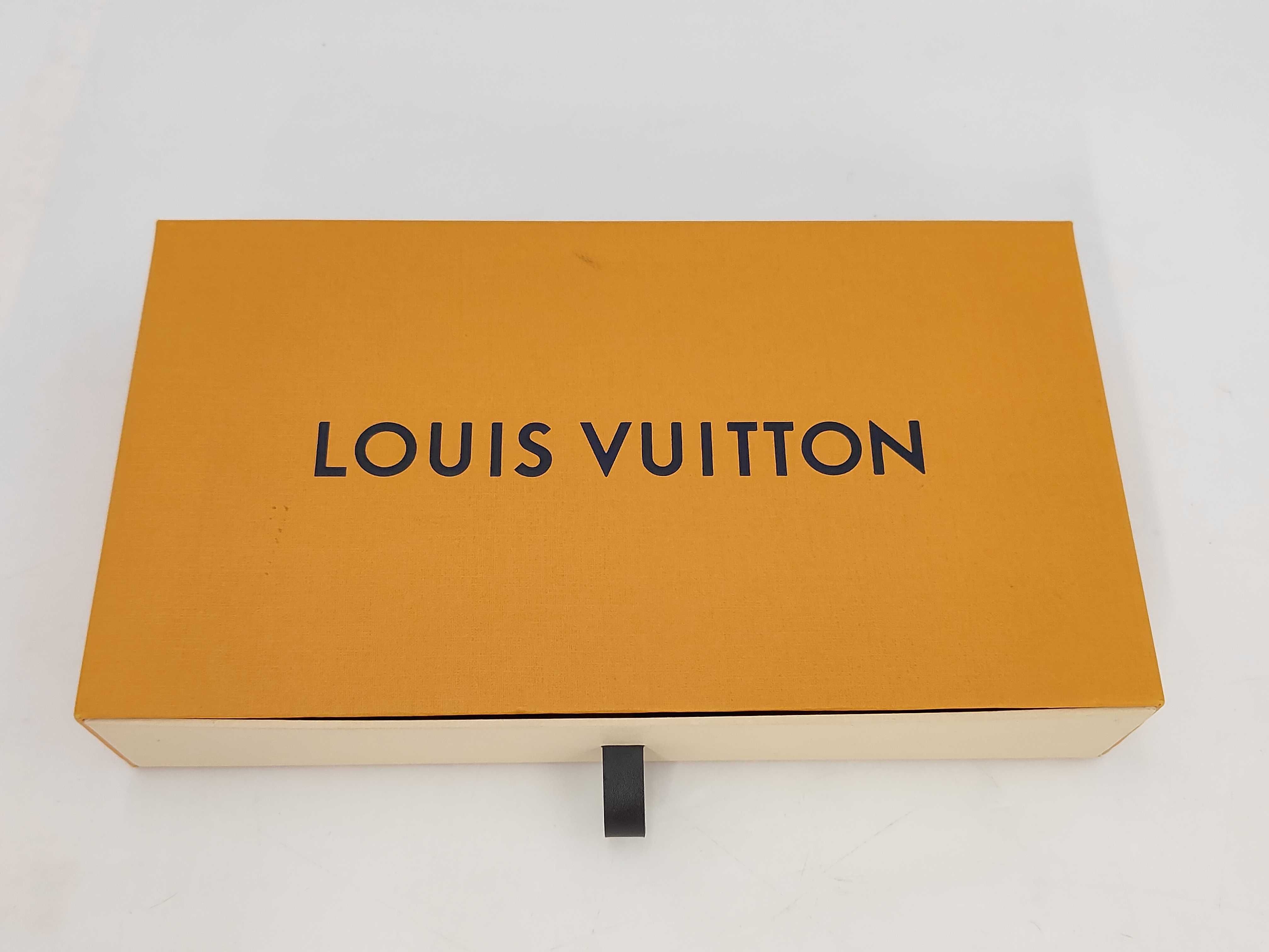 Damier LV Damier Long Wallet with Box and Dust Bag — view 11