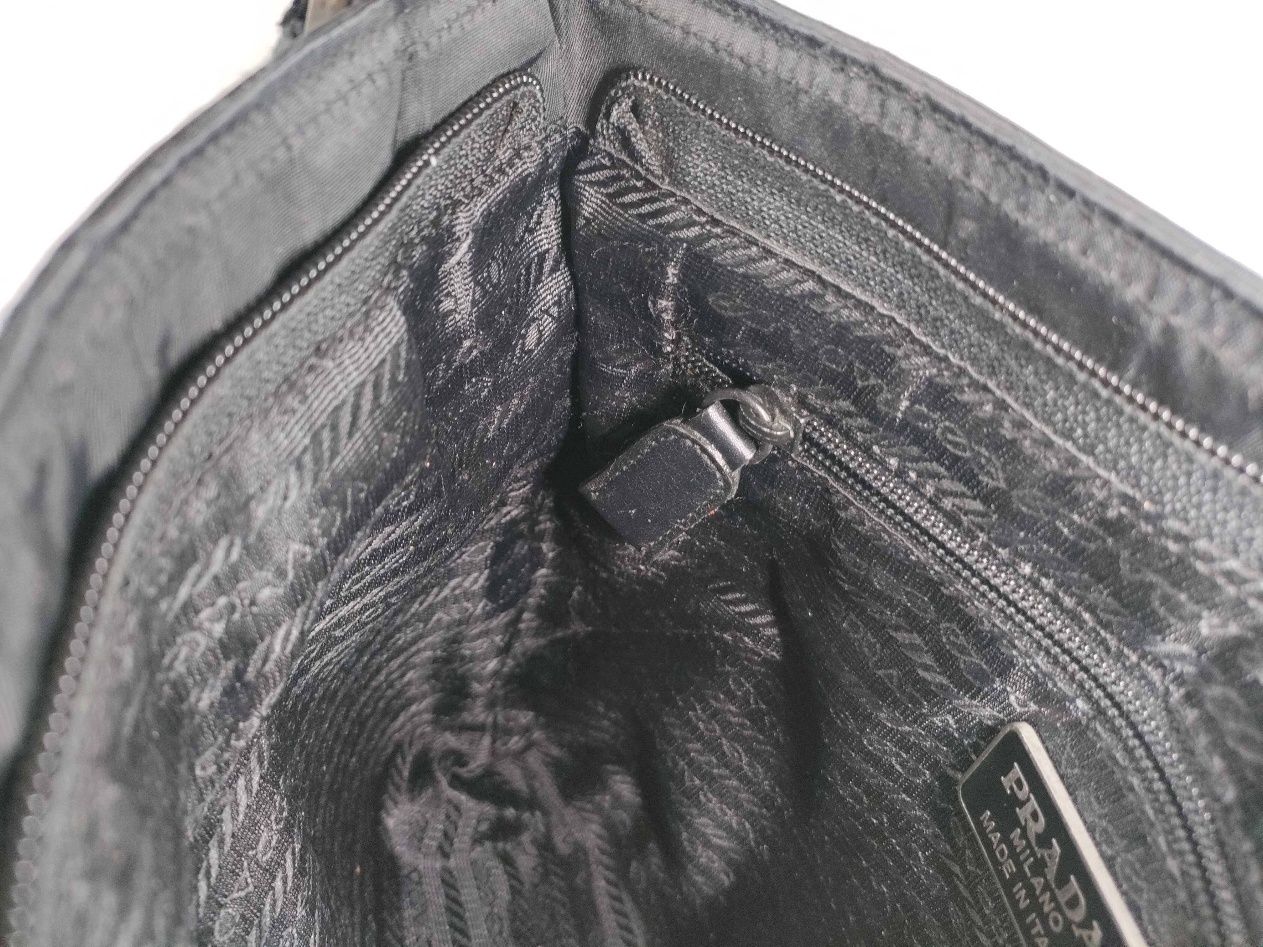 Nylon Triangle Plate Nylon Shoulder Bag Black Shoulder Bag — view 11