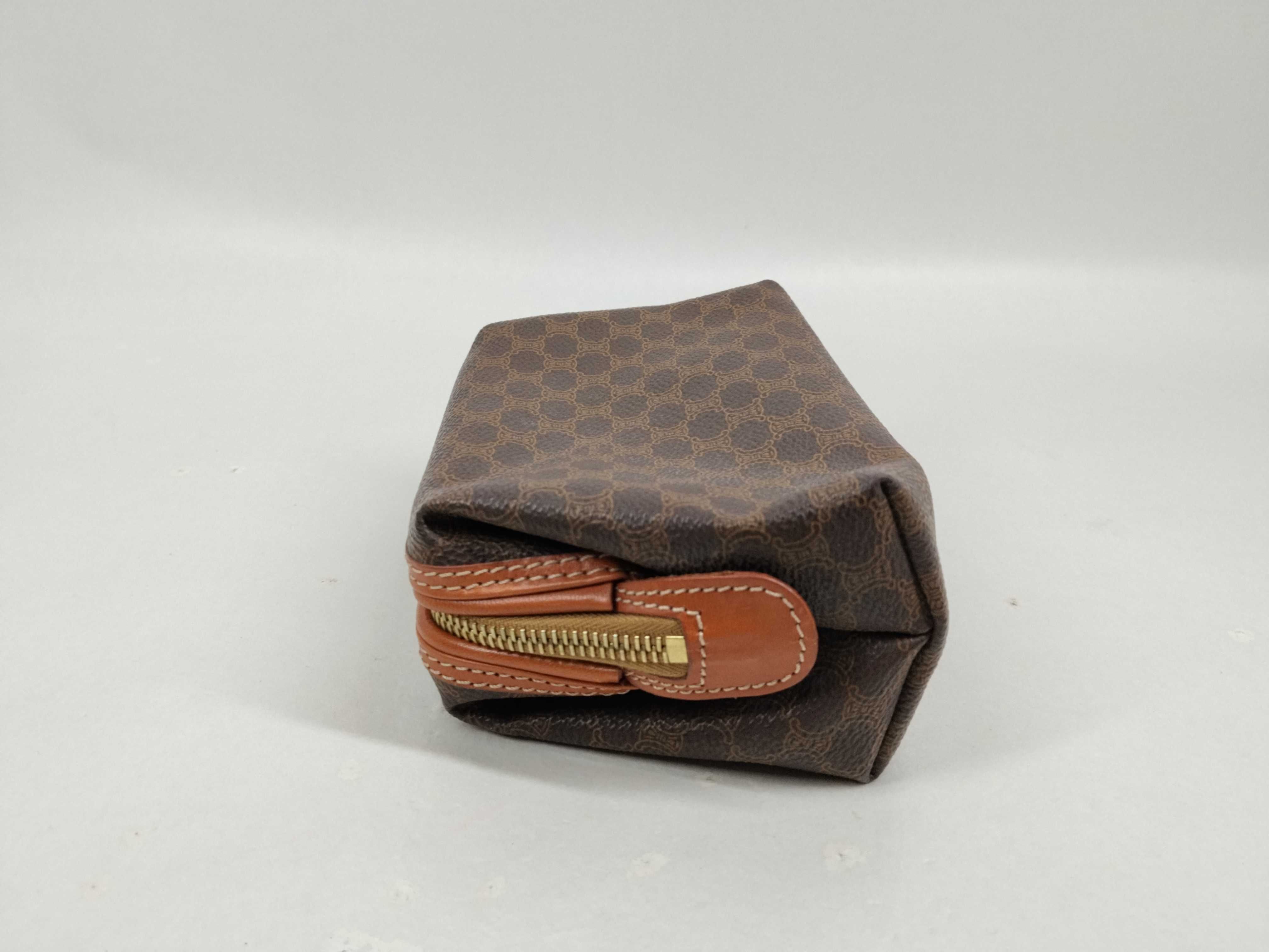 pouch — view 5