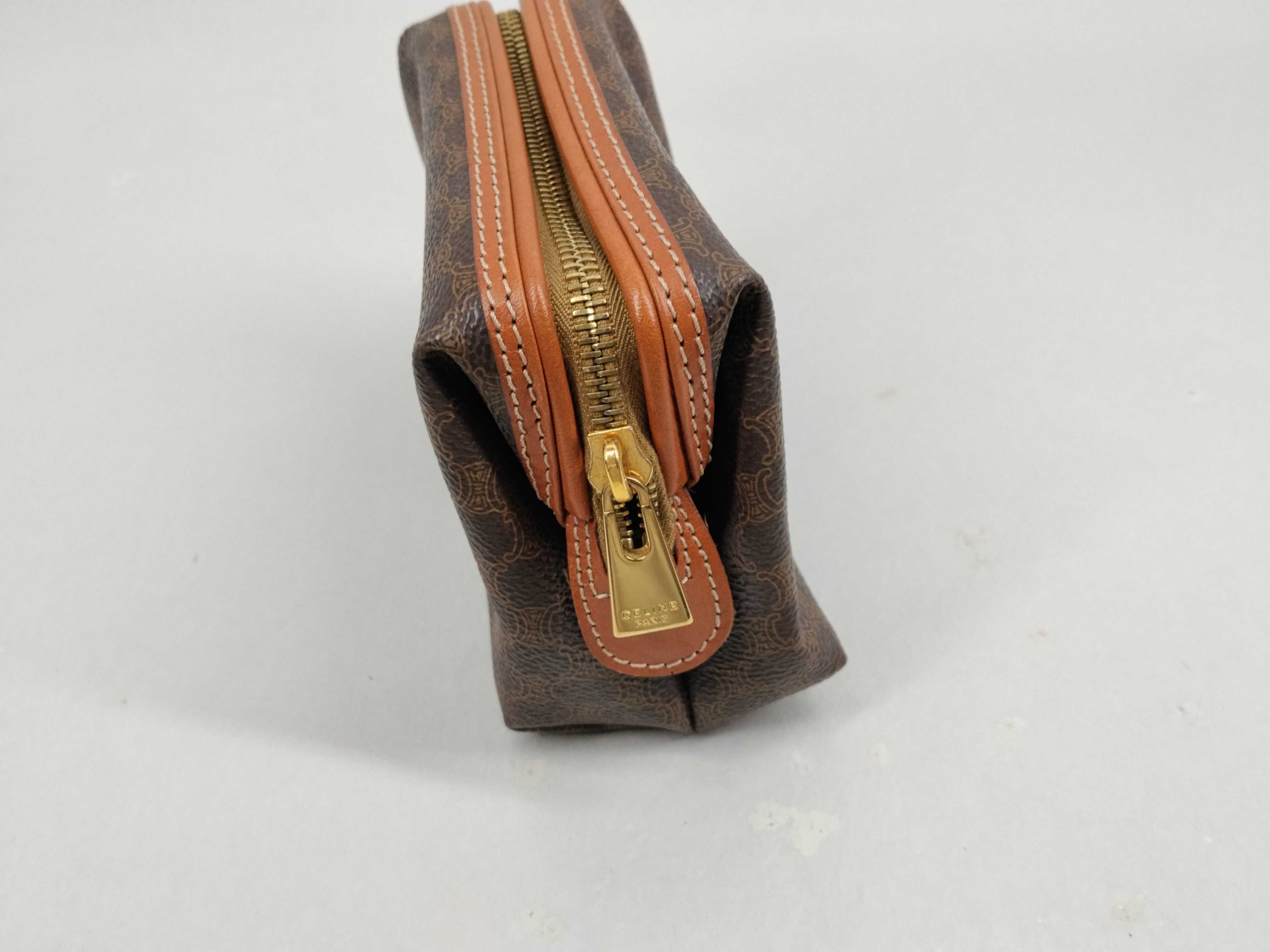 pouch — view 7