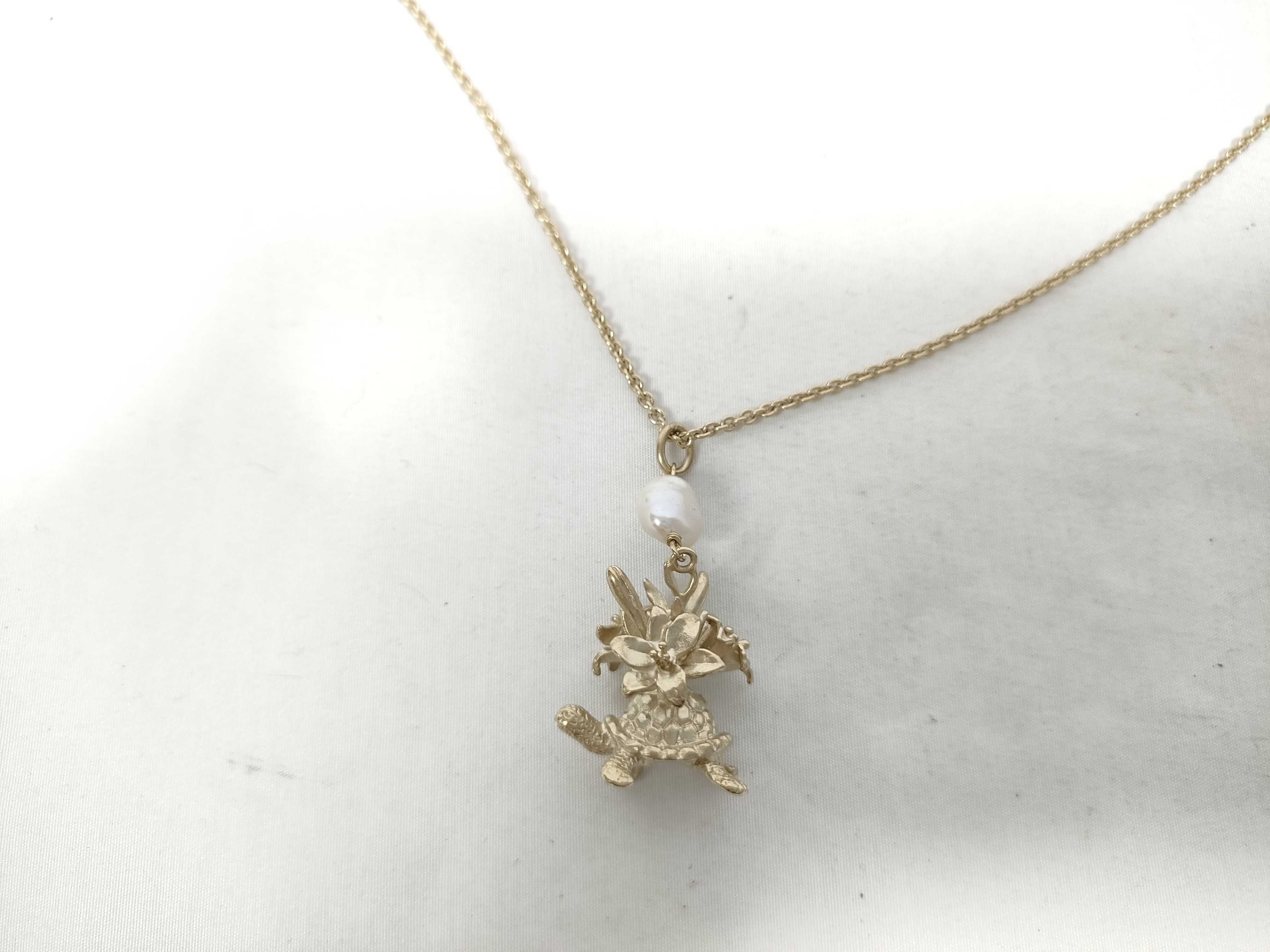 Turtle Flower Motif Pearl Necklace — view 2