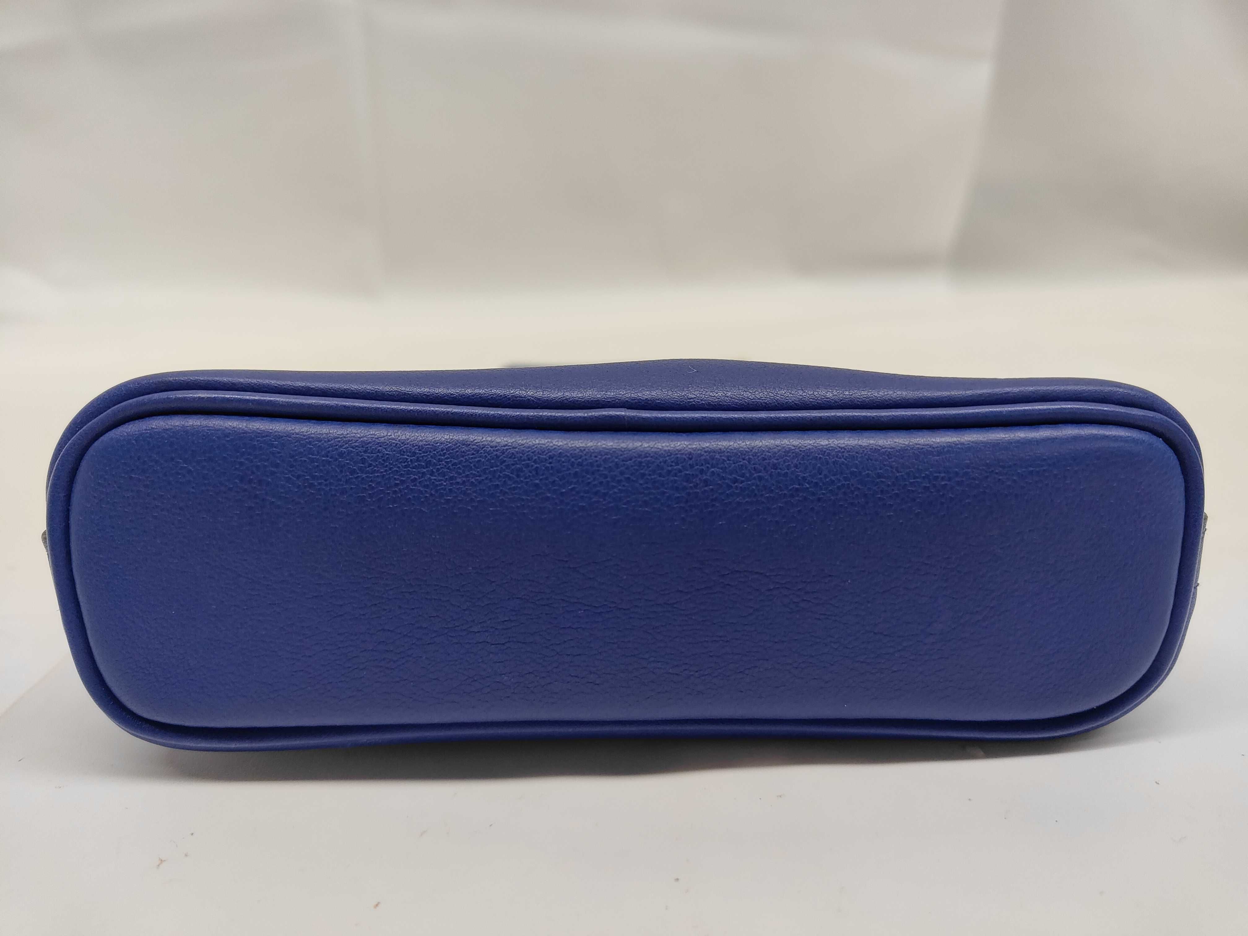 Tiny Bolide, Veau Swift leather, Blue Electric, Silver hardware, O stamp, Handbag — view 3