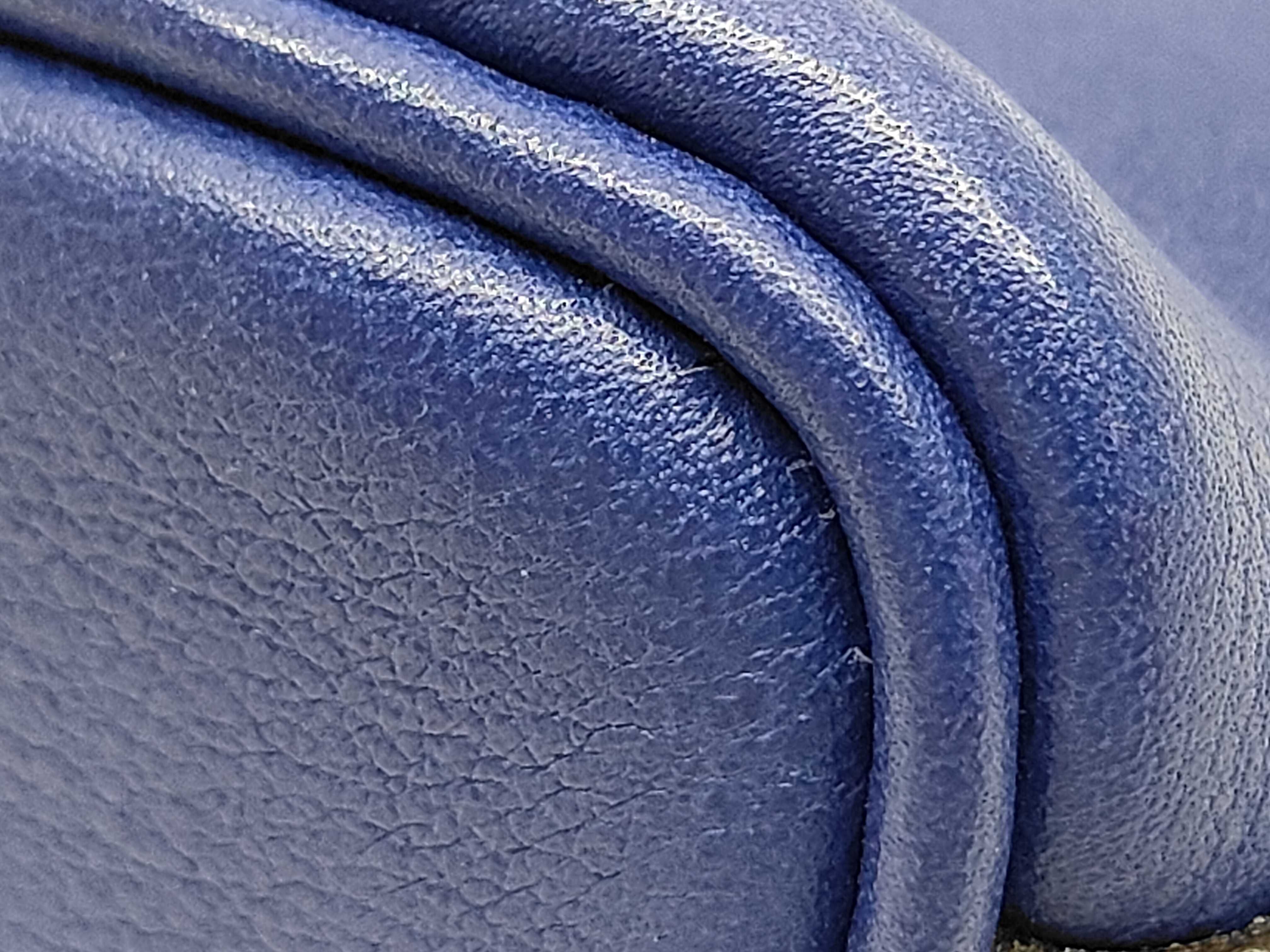 Tiny Bolide, Veau Swift leather, Blue Electric, Silver hardware, O stamp, Handbag — view 4