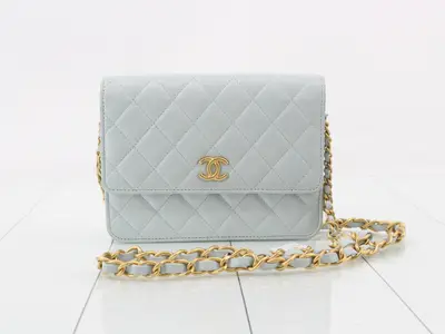 Matelassé Lambskin Coco Mark Chain Wallet