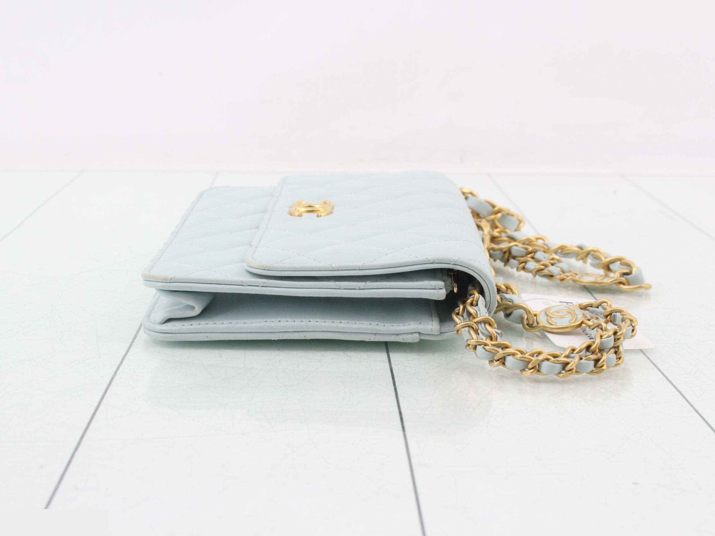 Matelassé Lambskin Coco Mark Chain Wallet — view 3