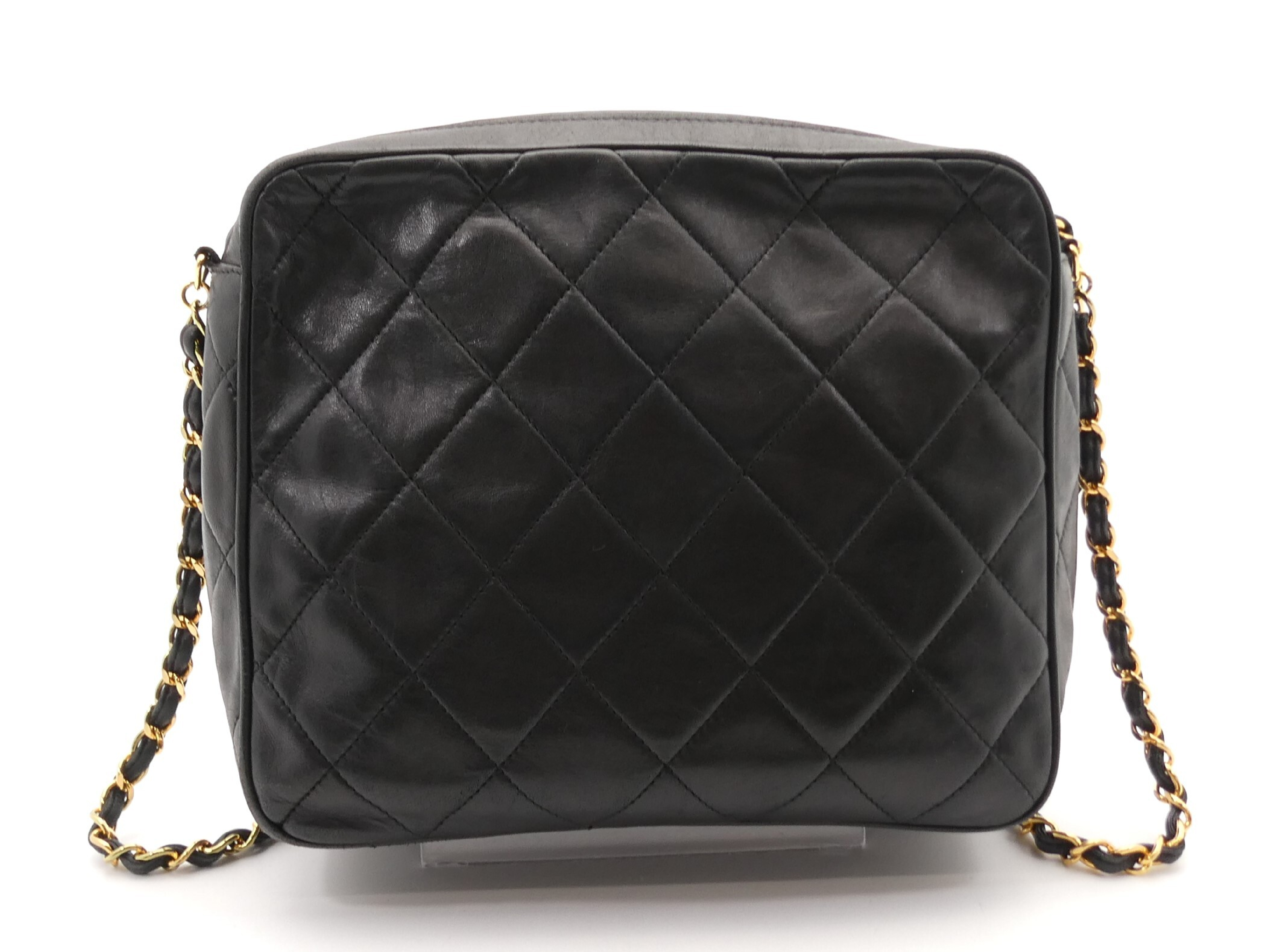 Matelassé Coco Mark Turnlock Chain Shoulder Bag — view 2