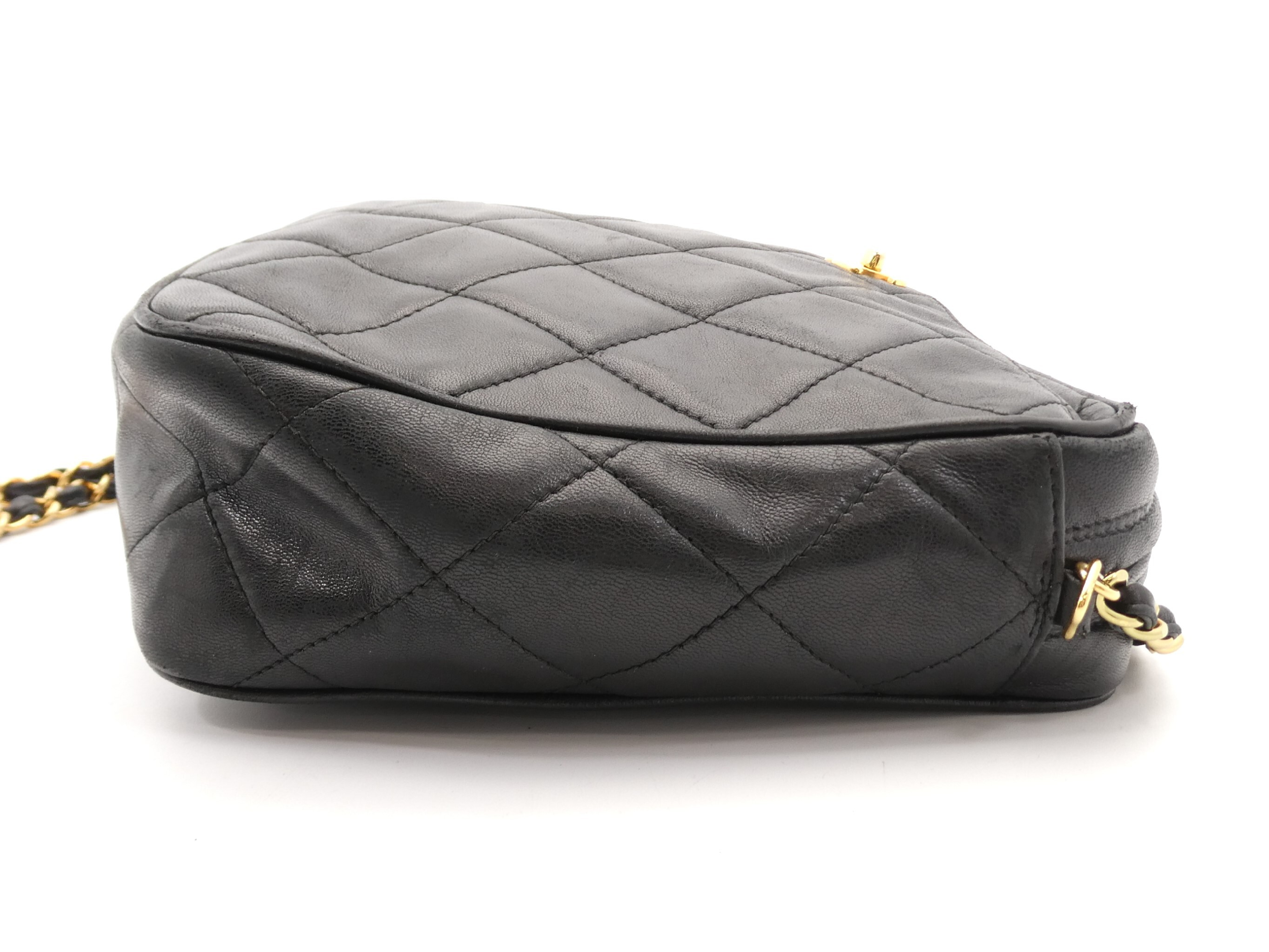 Matelassé Coco Mark Turnlock Chain Shoulder Bag — view 4