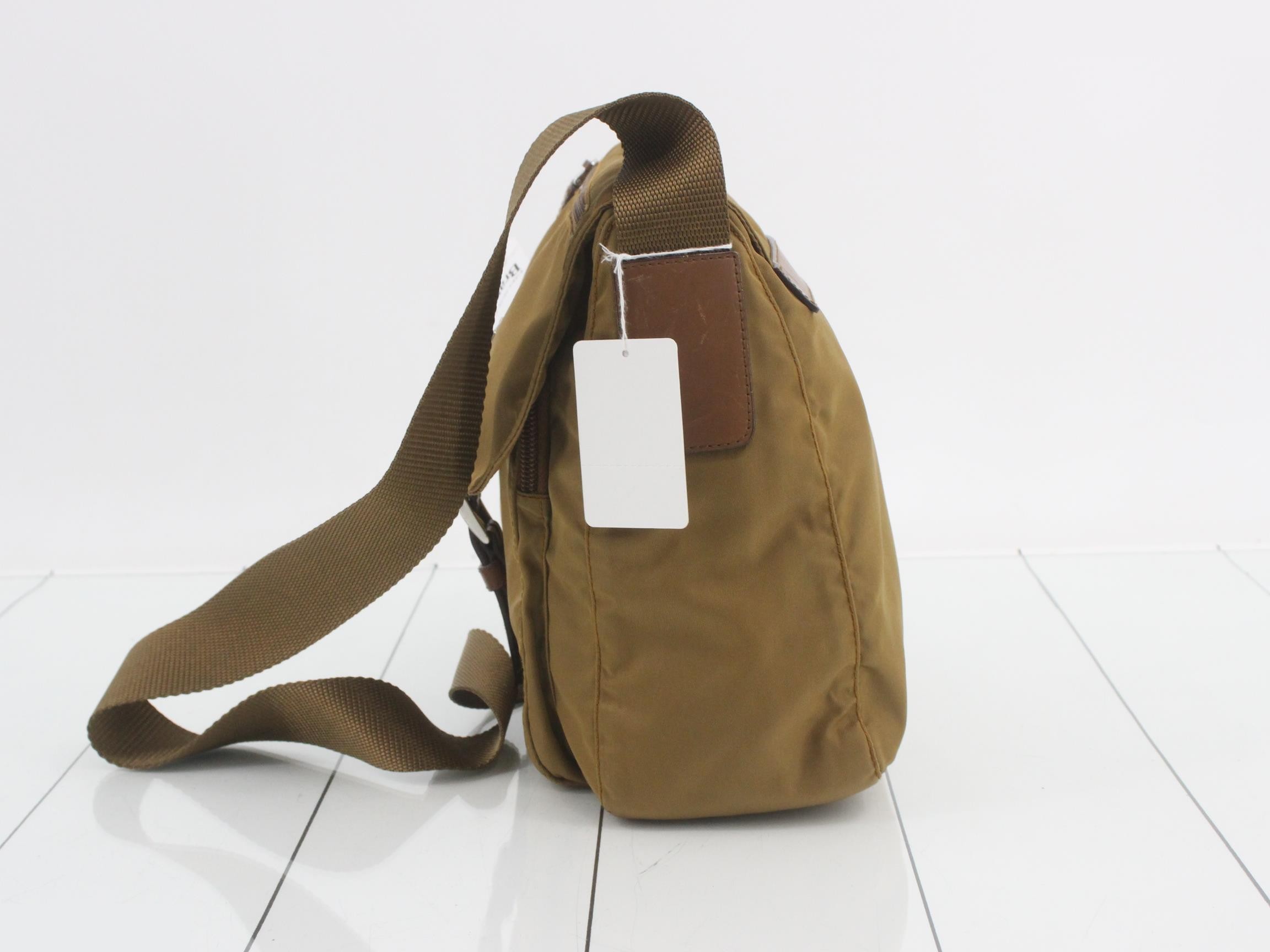 Logo Plate Shoulder Bag — view 3