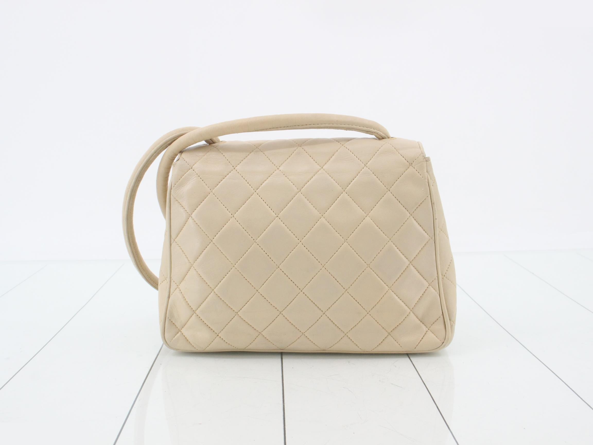 Matelassé shoulder bag, unit number 2. — view 2
