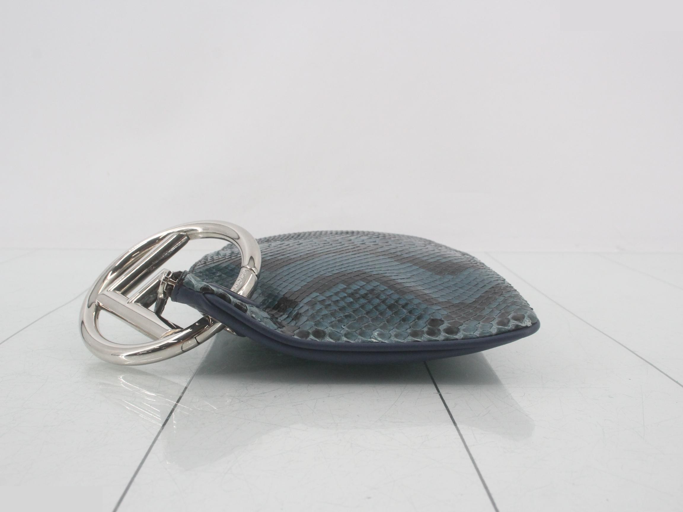 Triplet Clutch — view 4
