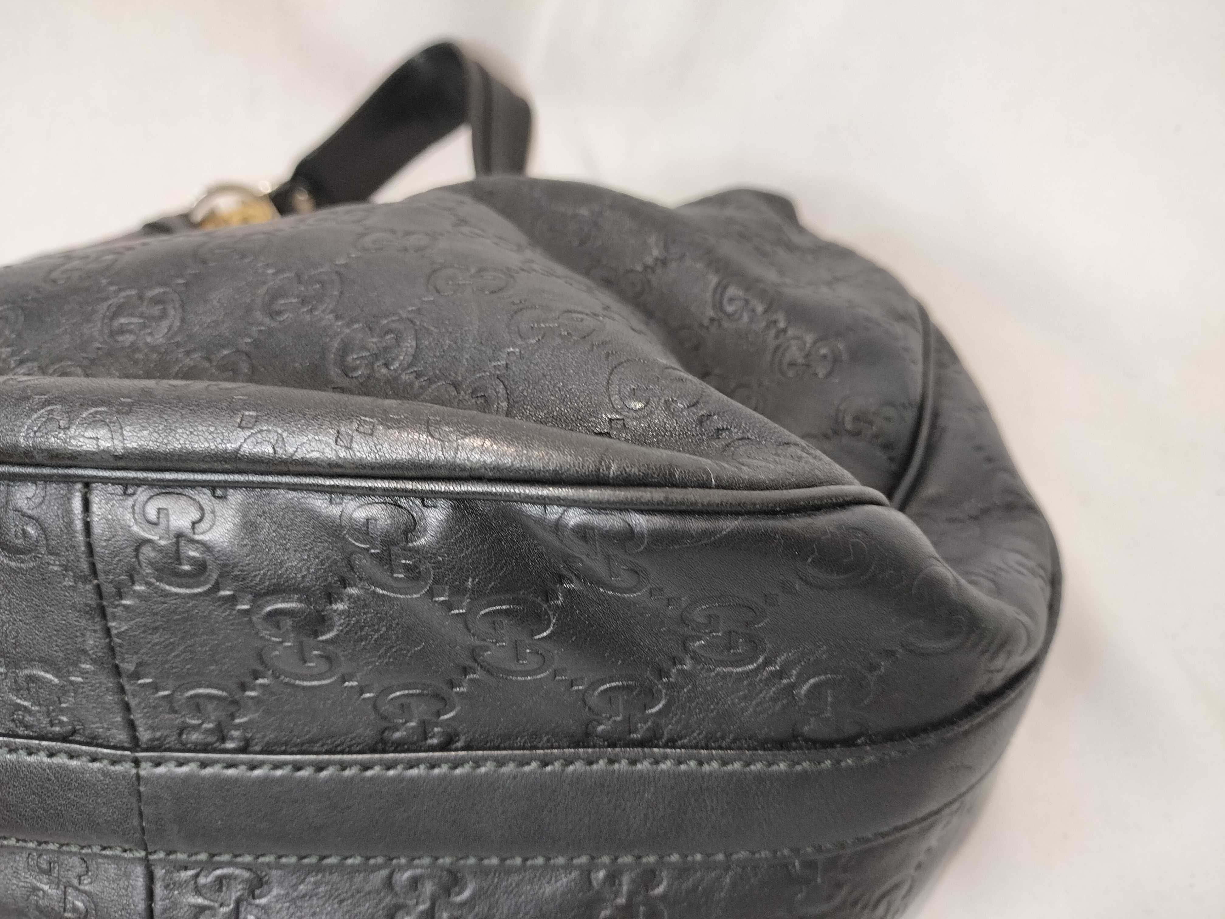 Black Leather Pea Shoulder Bag (Handbag) — view 6
