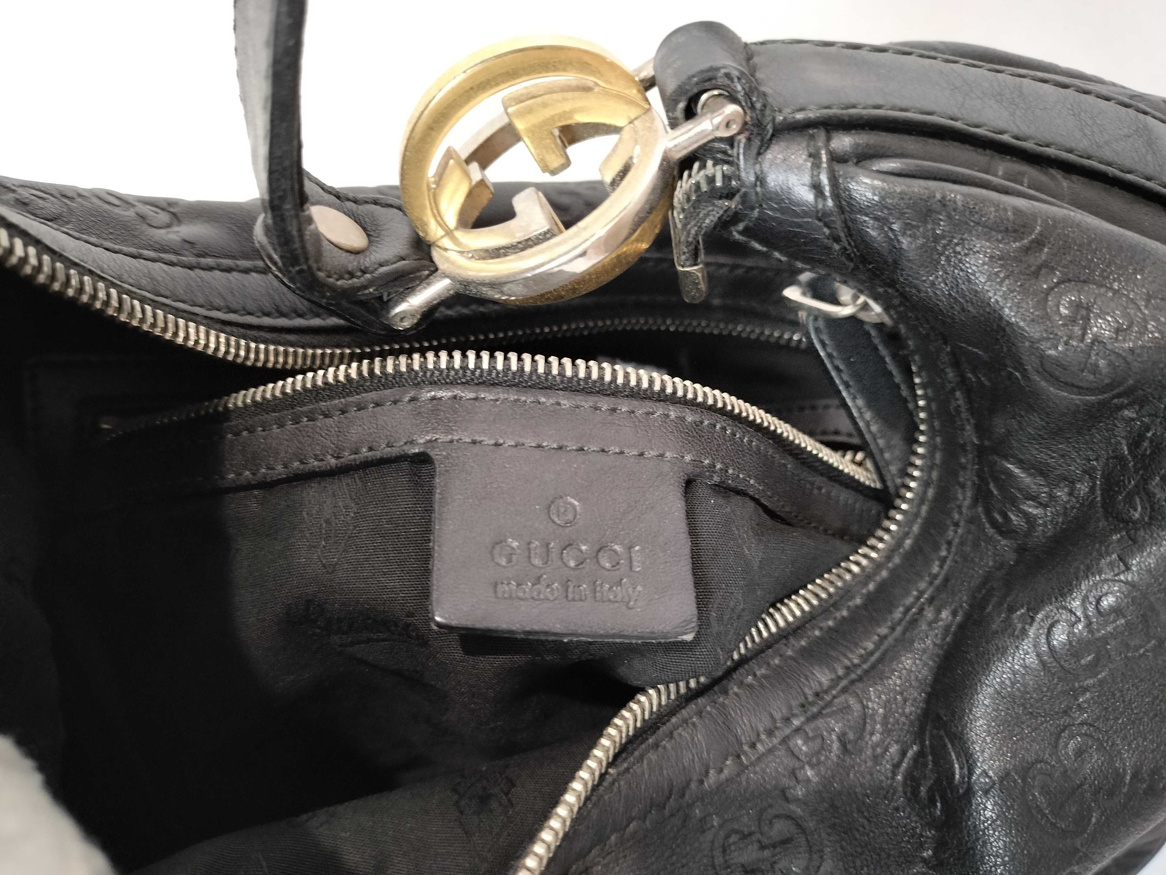 Black Leather Pea Shoulder Bag (Handbag) — view 10