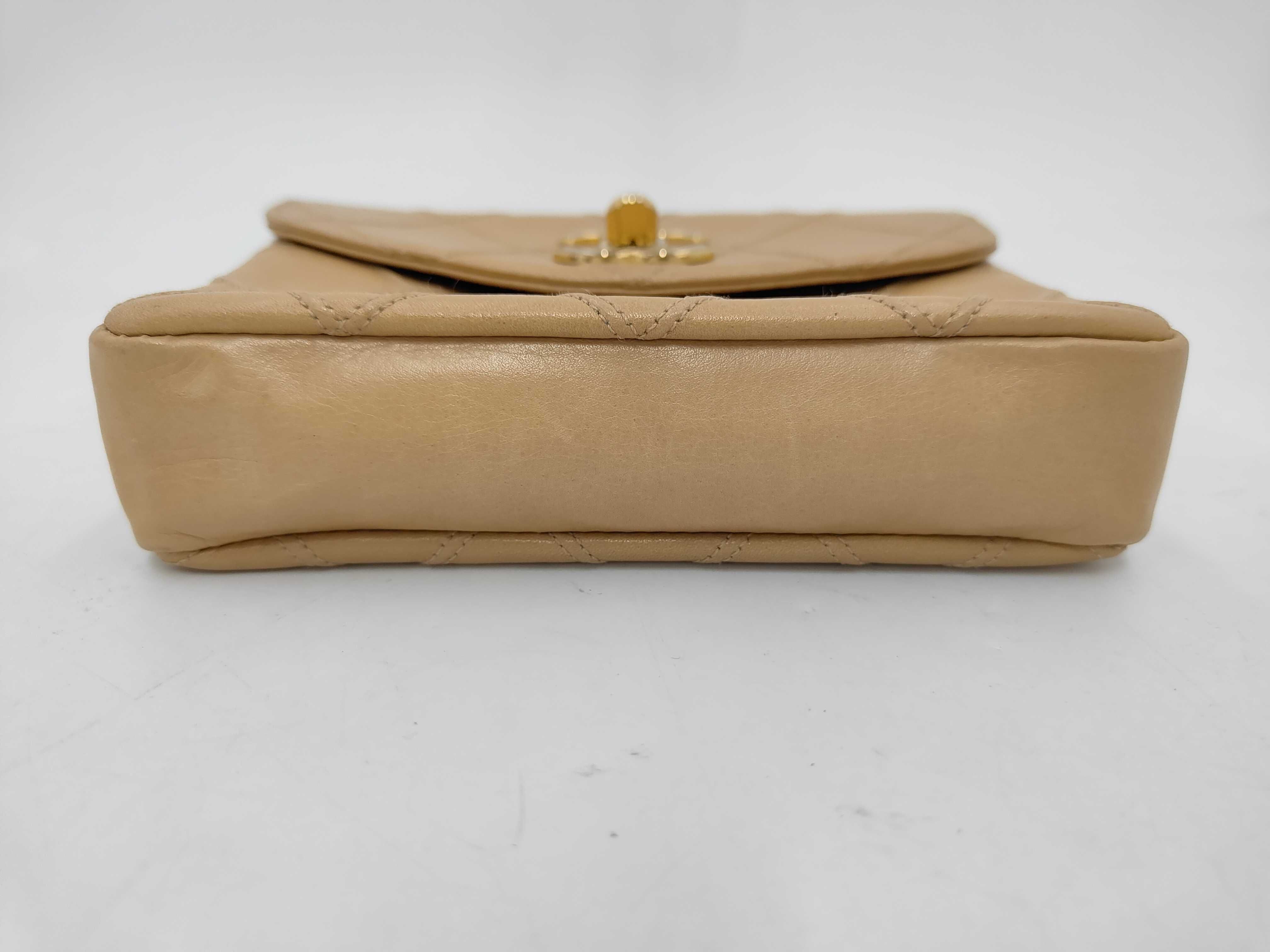 Matelassé Turnlock Coco Waist Bag, Beige, Size 75 — view 6