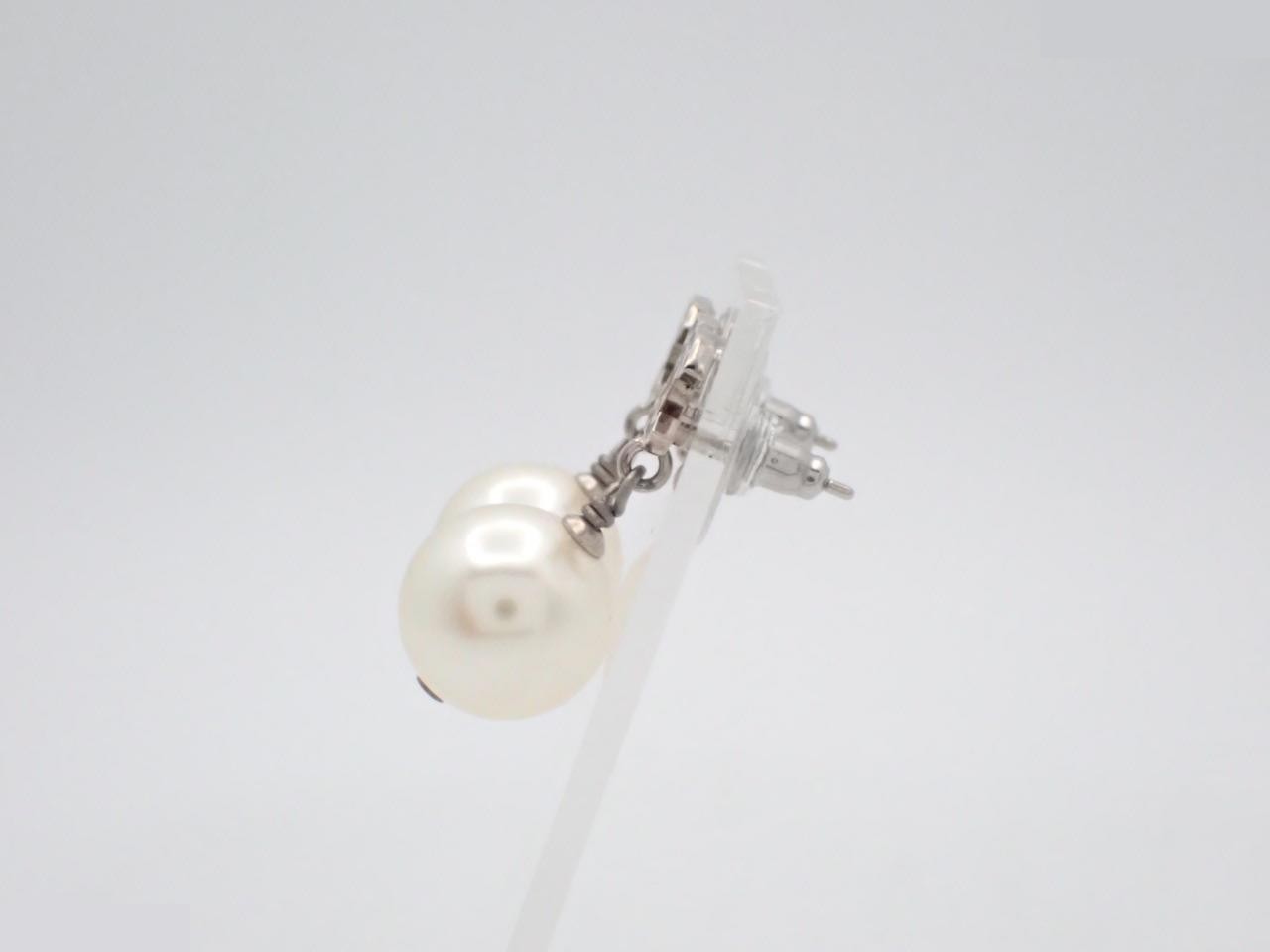 Vintage Classic (Precious Metal) Earrings — view 3