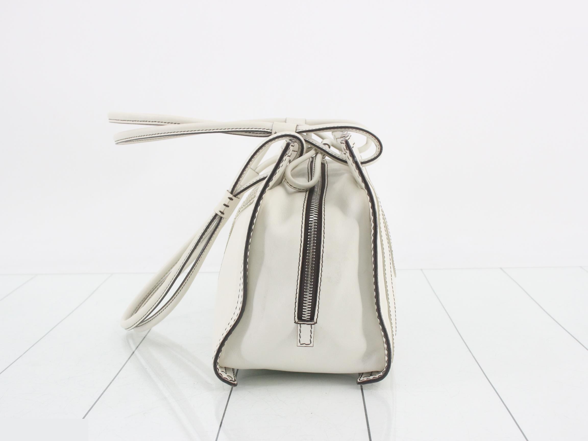 Shopper Tote Bag Anagram — view 3