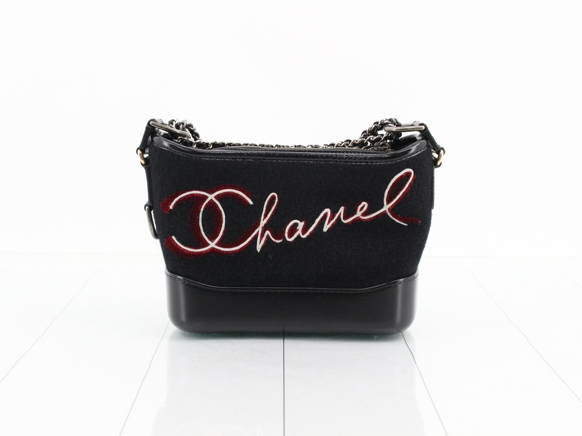 Gabrielle de Chanel Chain Shoulder Bag — view 2