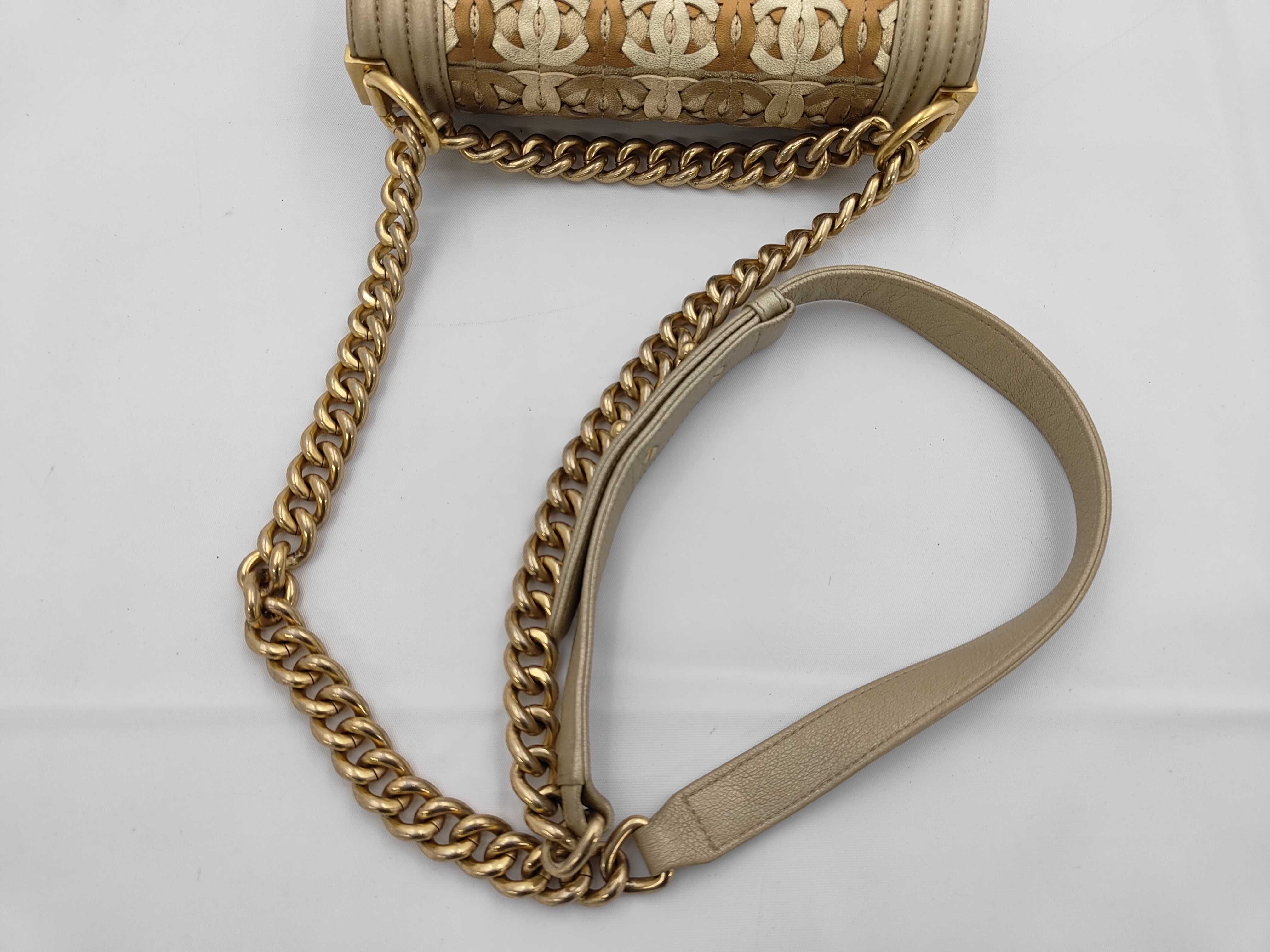 Boy Chanel 20 Dubai Limited Edition Chain Shoulder Bag (with seal, serial number in the 24 range) — view 3