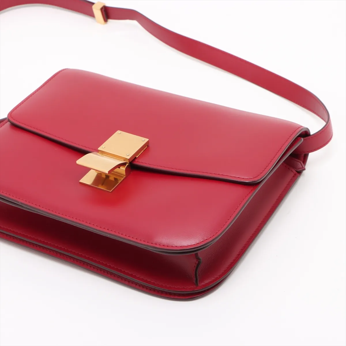 Classic Box Leather Shoulder Bag Red — view 3