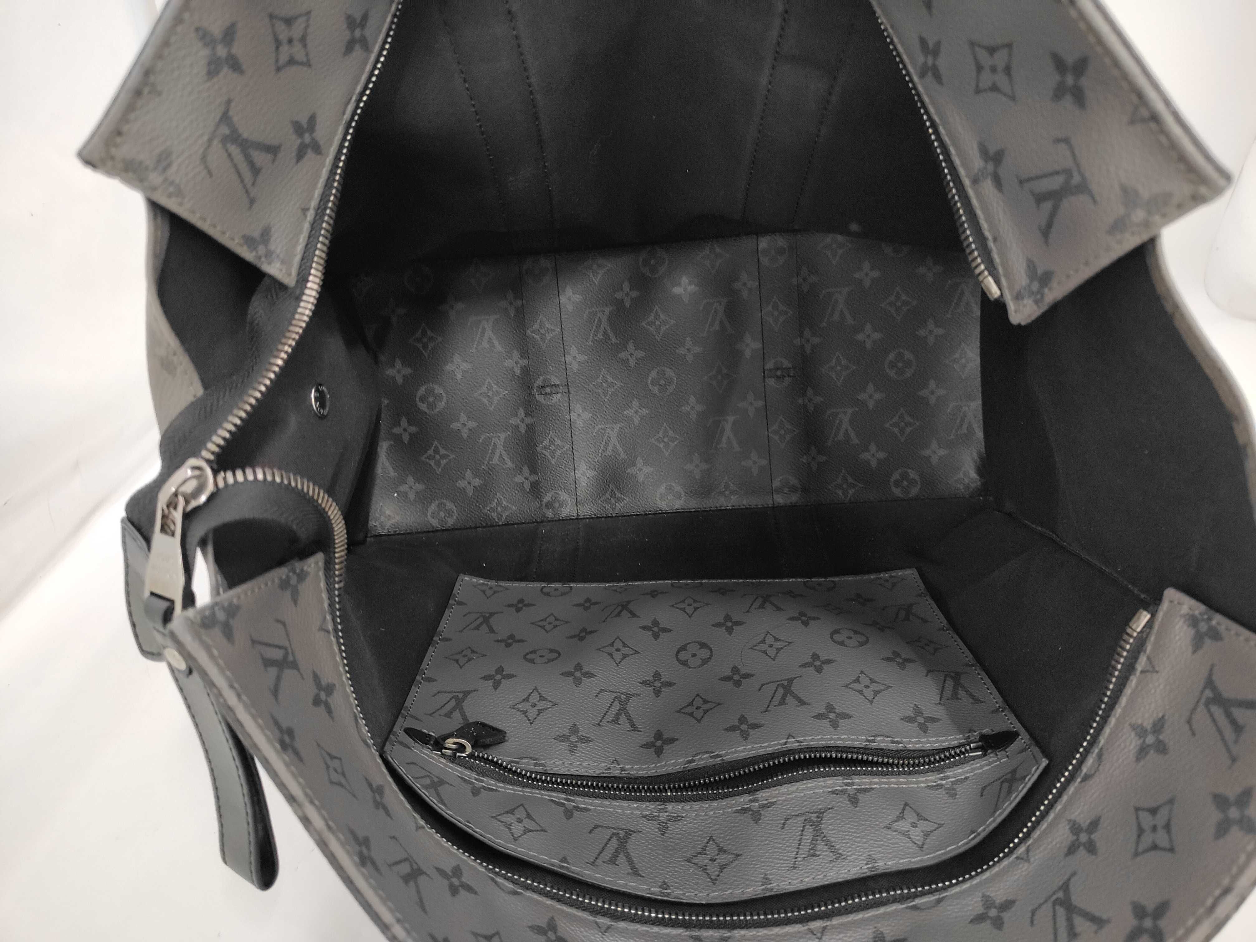 Monogram M45379 Tote Bag — view 10
