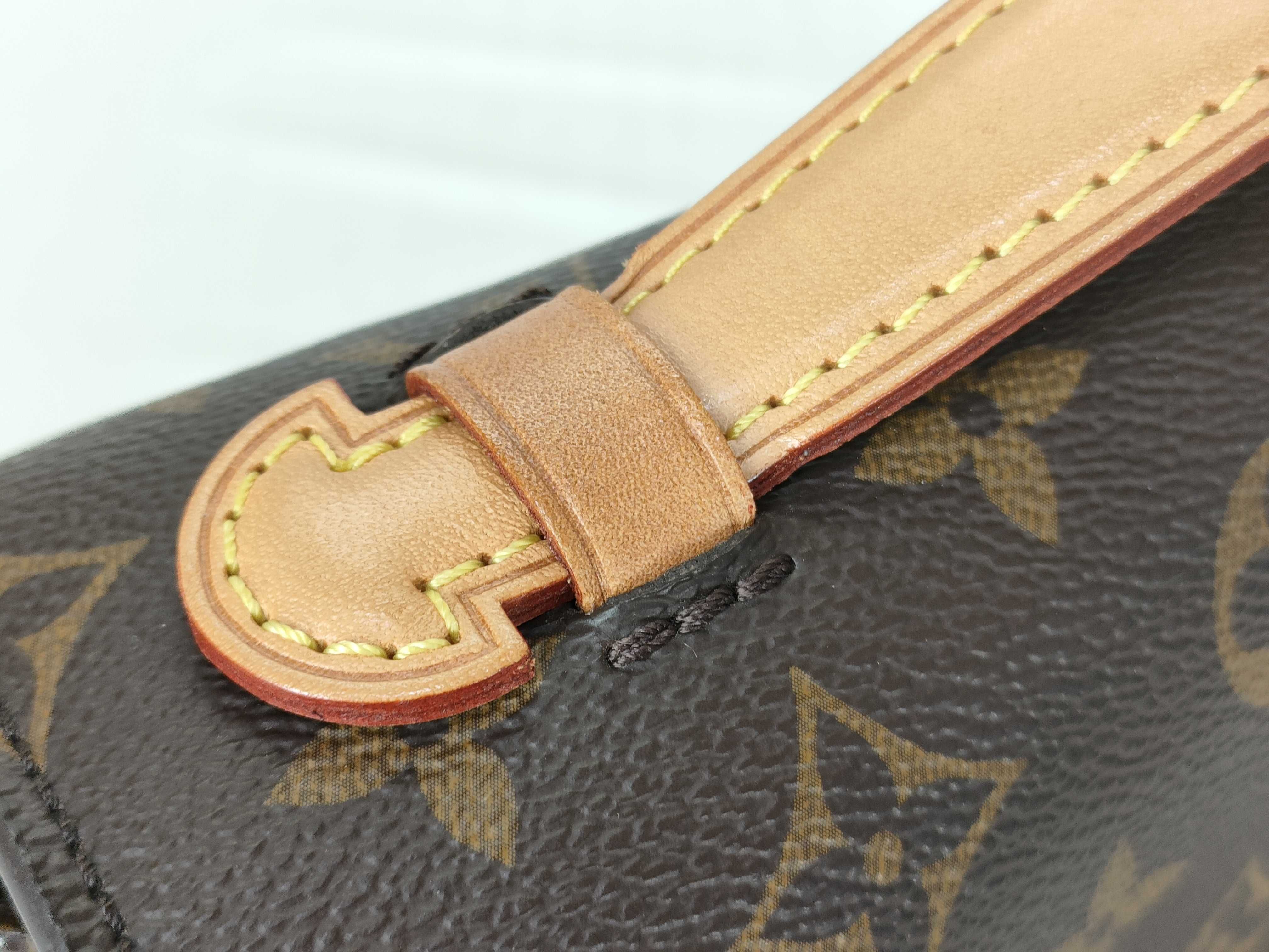 Monogram Vuitton Pochette Métis MM M44875 Handbag — view 5