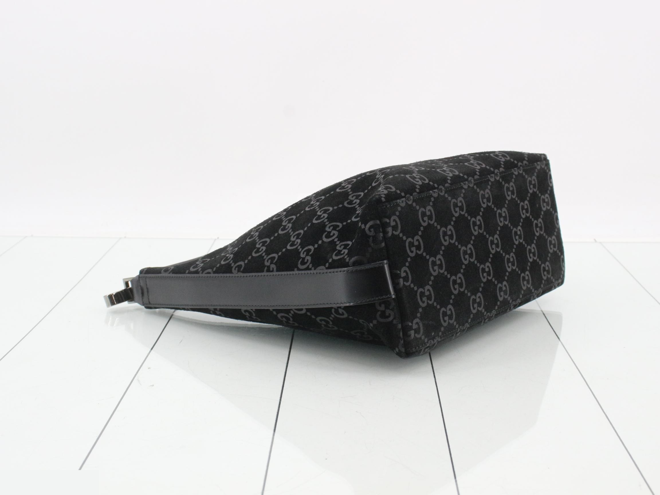 GG suede handbag, one-shoulder style, Tom Ford era. — view 5