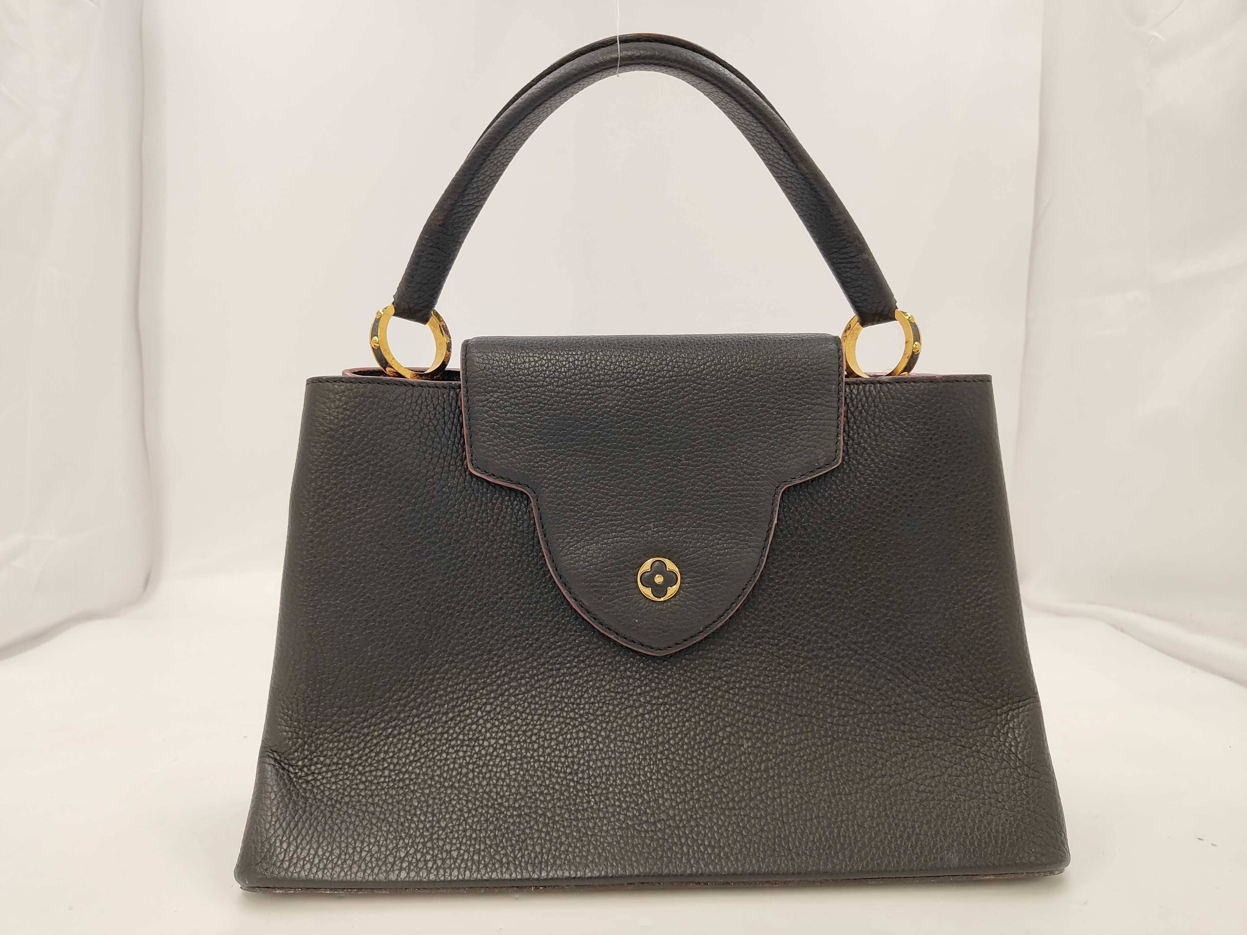 Capucines Black Gold AH4134 Handbag