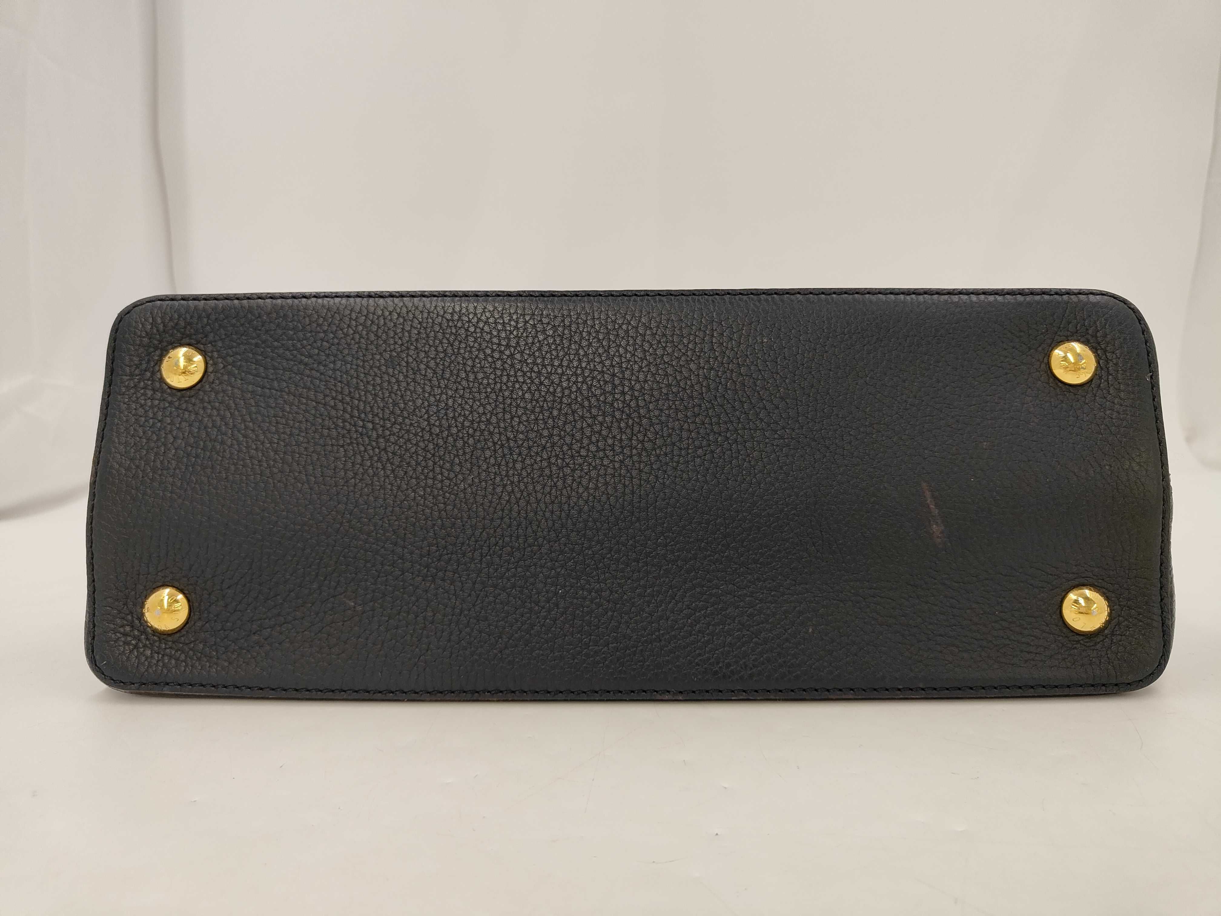 Capucines Black Gold AH4134 Handbag — view 3