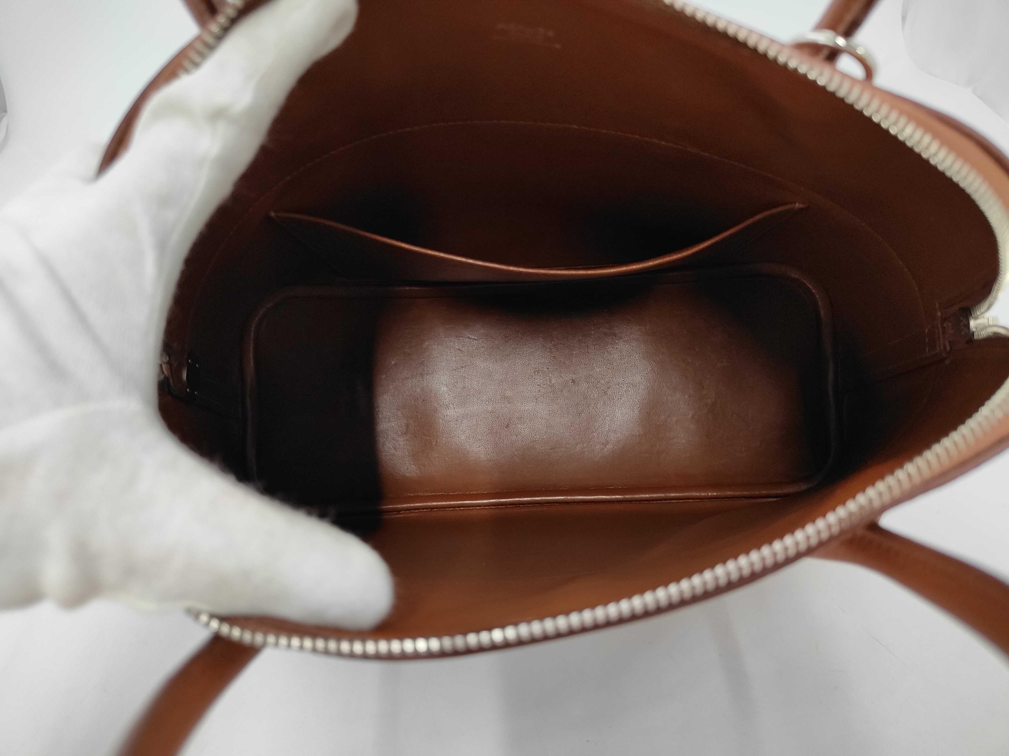 Bolide 31 Noisette Vache Lieger Silver Hardware J Stamp Handbag — view 9