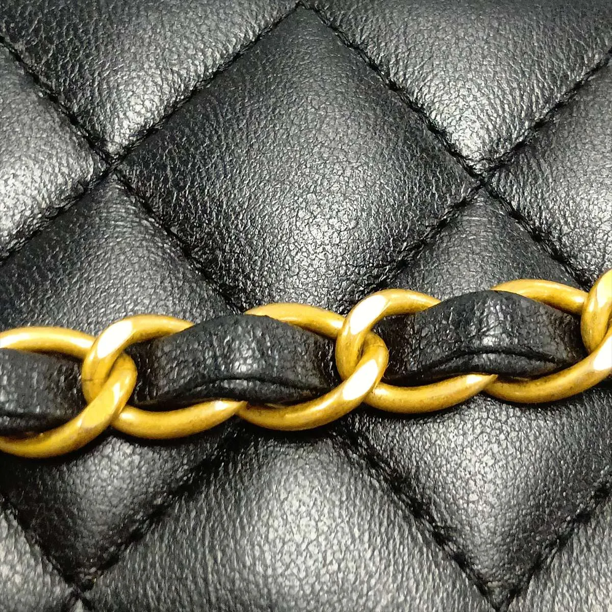 Mini Matelassé Lambskin Single Flap Single Chain Bag Charm, Black with Gold Hardware, KJX6LTP7, Random Plate — view 11