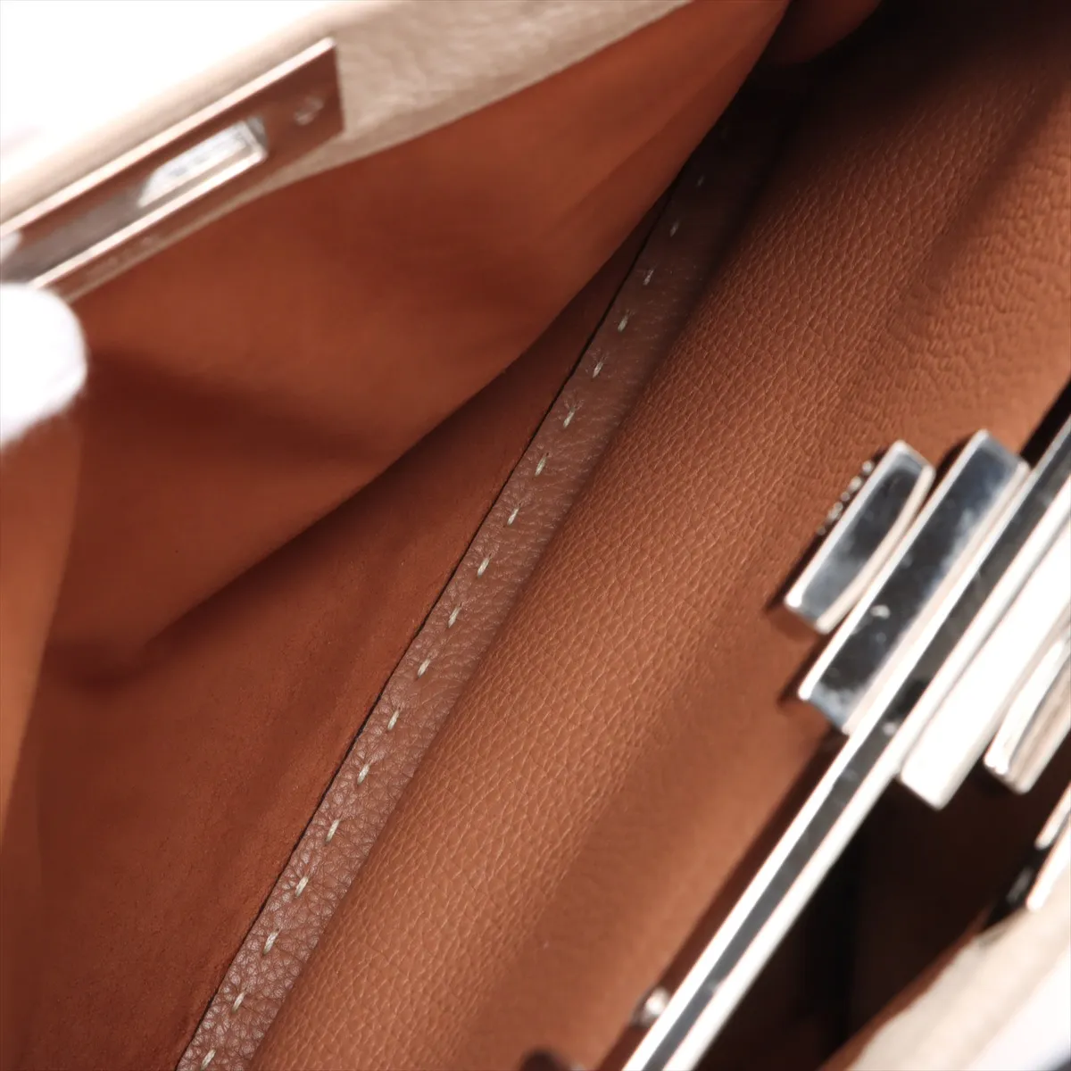 Peekaboo Regular Selleria Leather 2WAY Handbag Beige 8BN290 — view 10