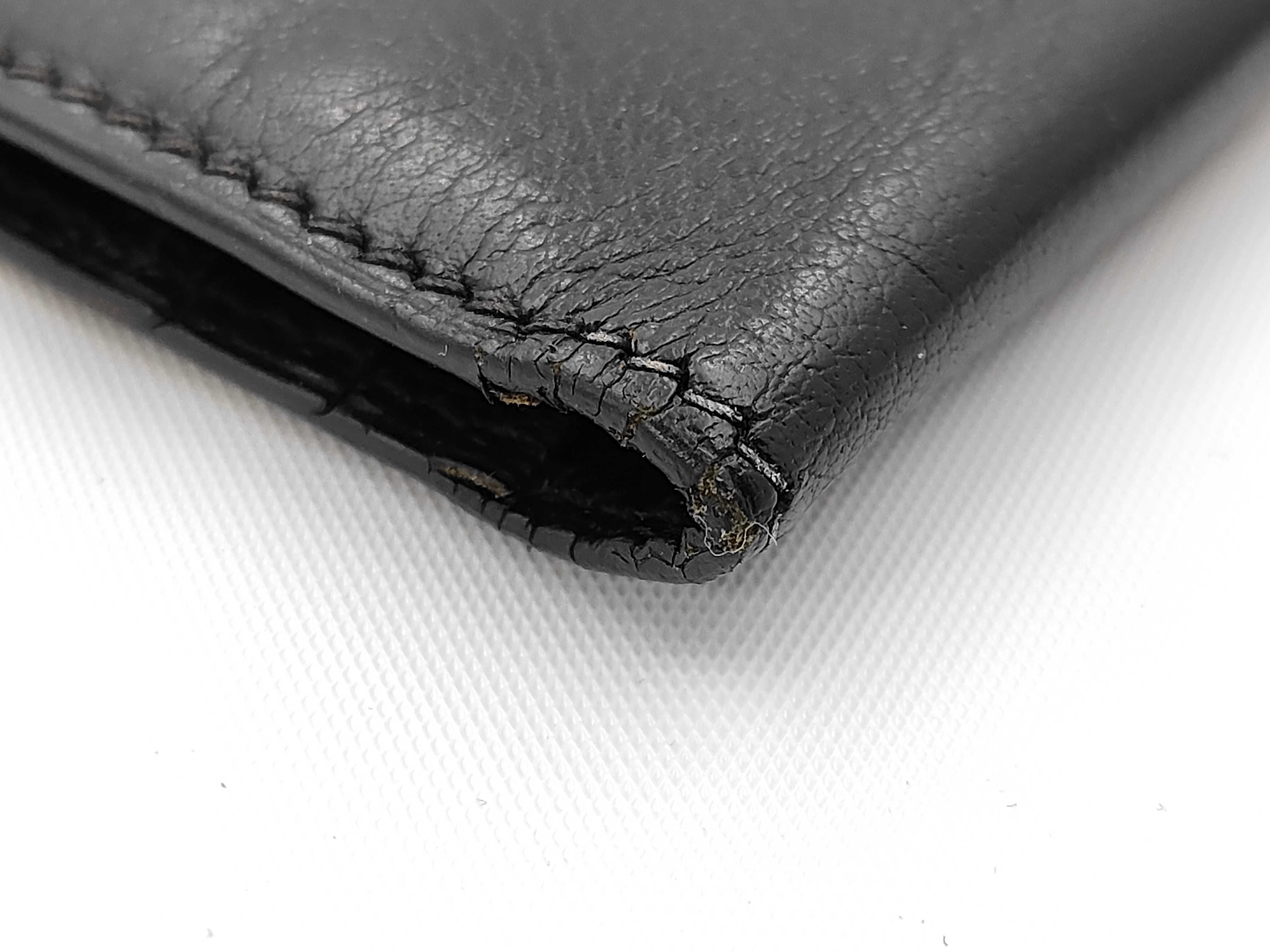 Bearn Soufflé Box Calf Black Wallet — view 3