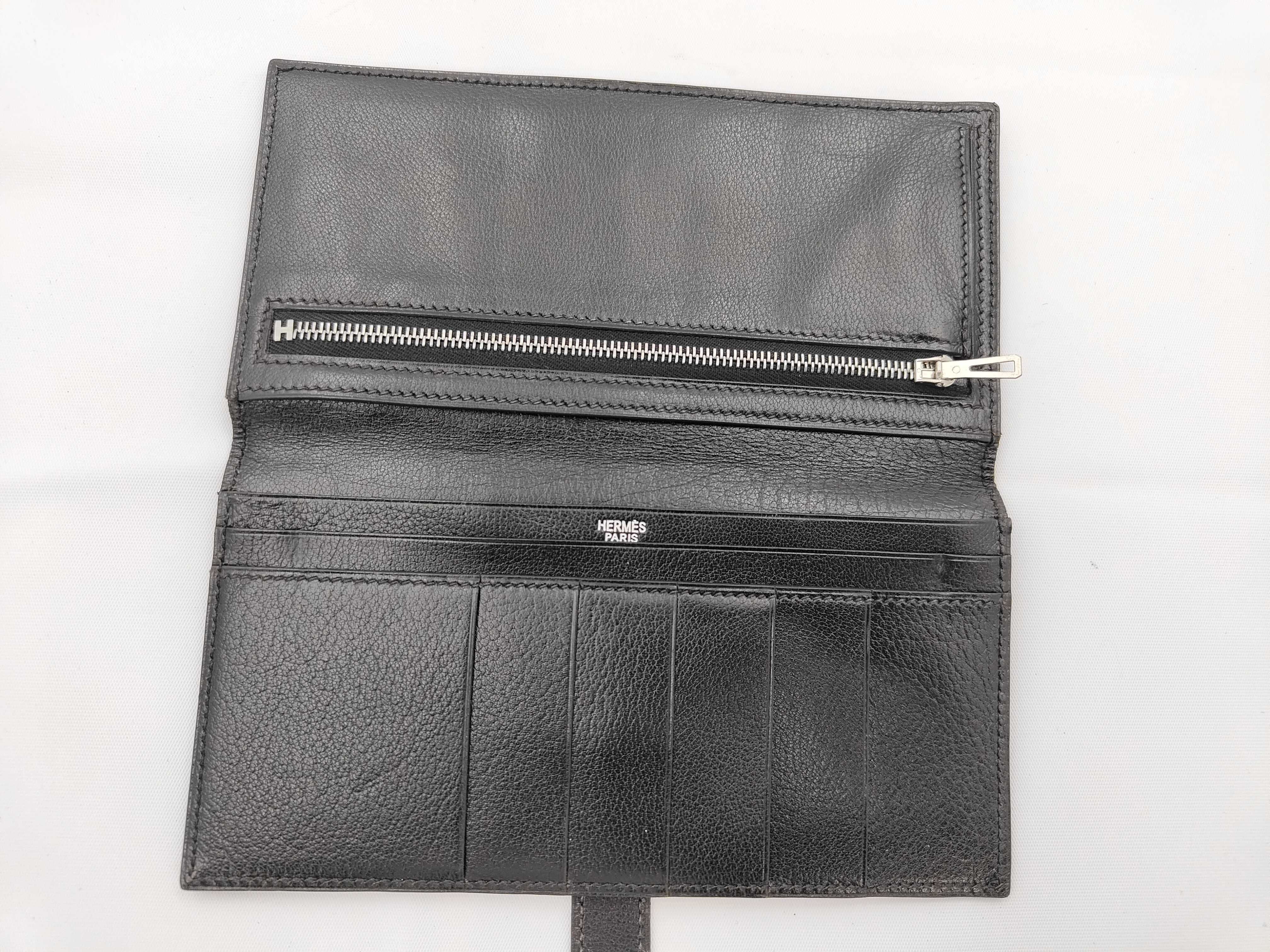 Bearn Soufflé Box Calf Black Wallet — view 5