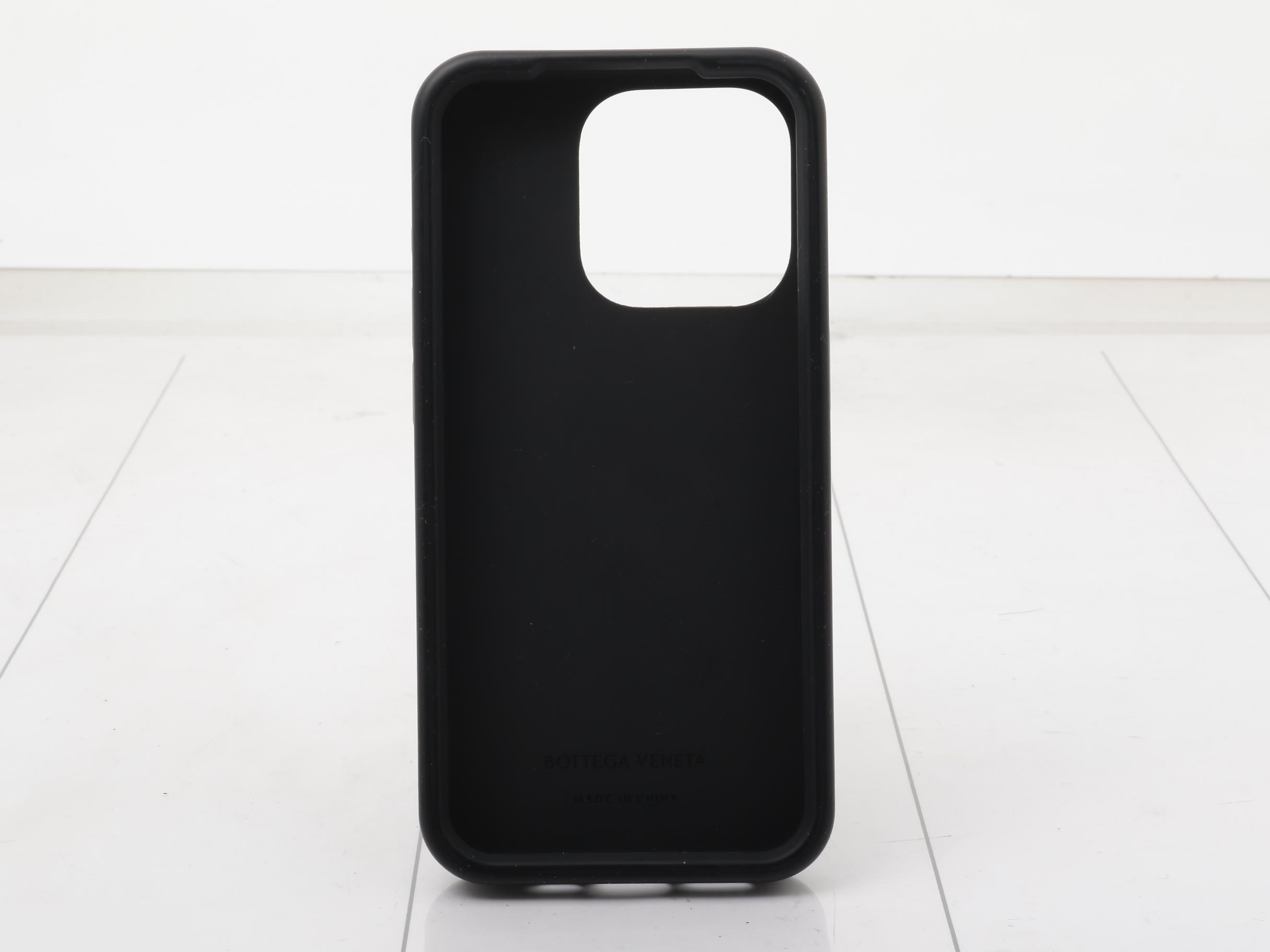 Smartphone case iPhone 15 Small items/accessories/others — view 2