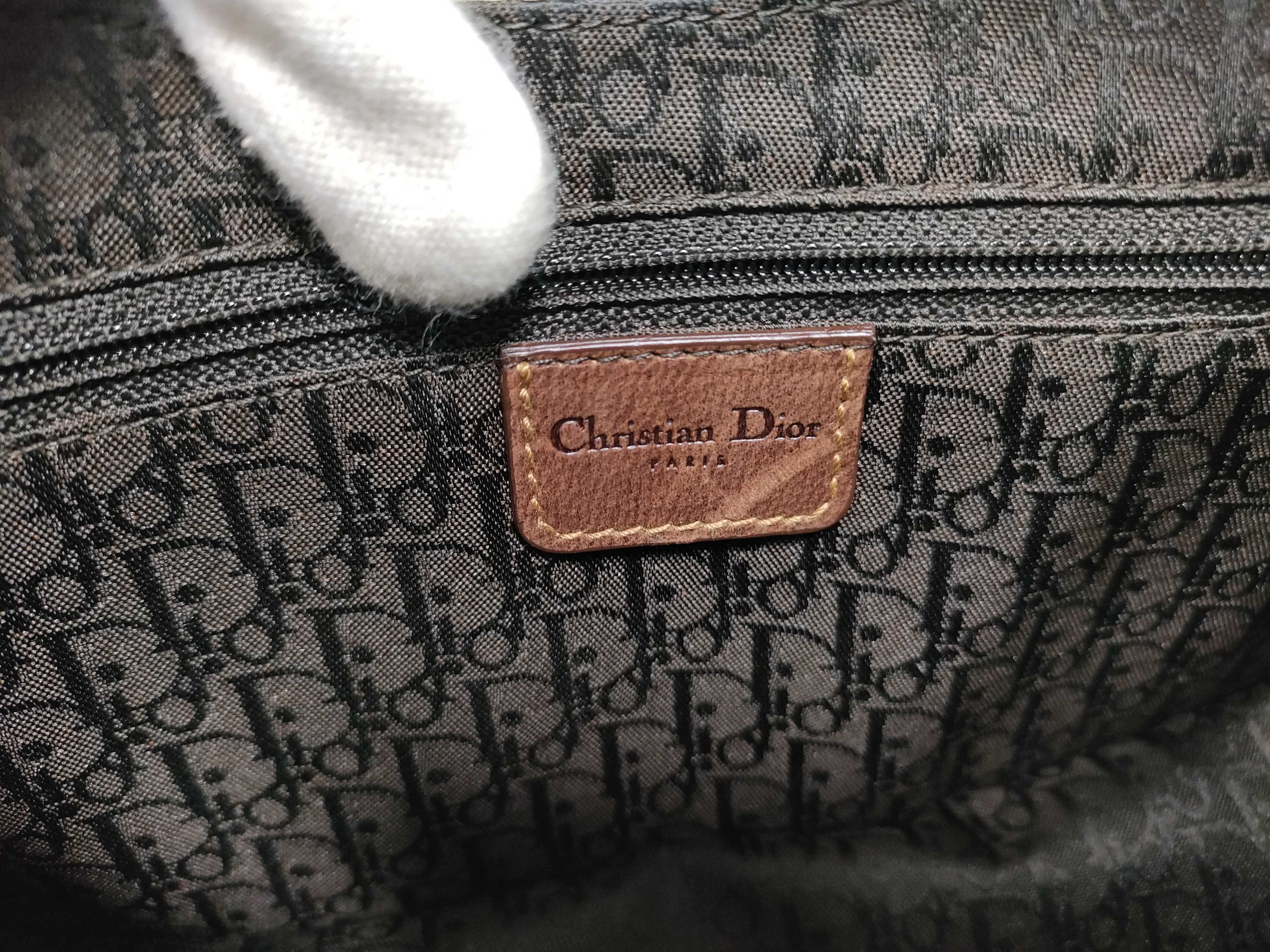 Street Chic Shoulder Bag — view 15