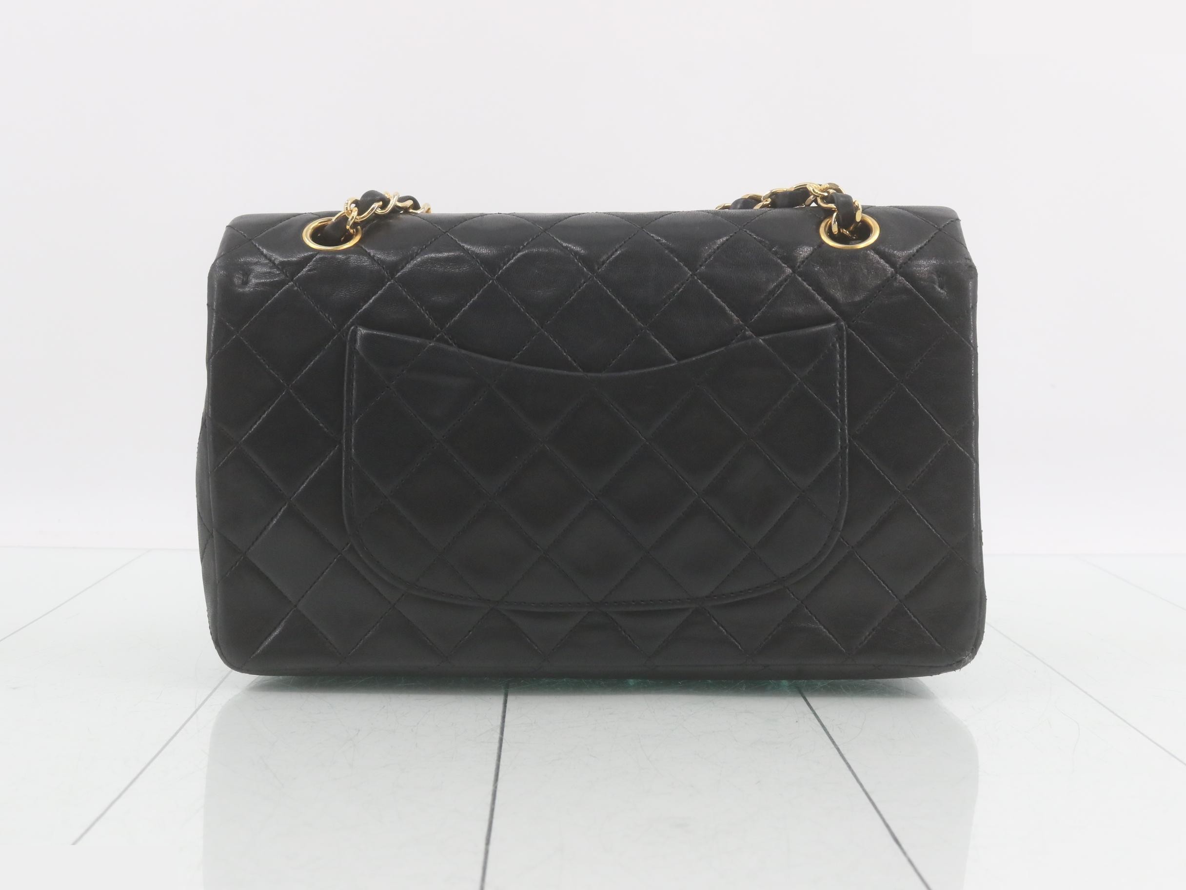 Matelassé 25 Double Chain Shoulder Bag, Double Flap, Lambskin, Black, Series 1, W25 — view 2