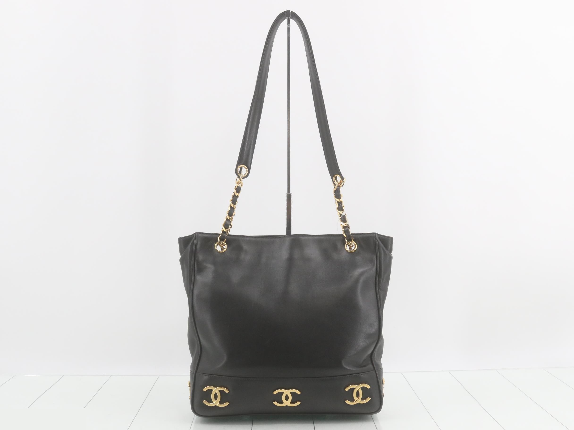 Coco Mark Classic Chain Shopping Bag, Lambskin, Black, Unit No. 2 — view 2